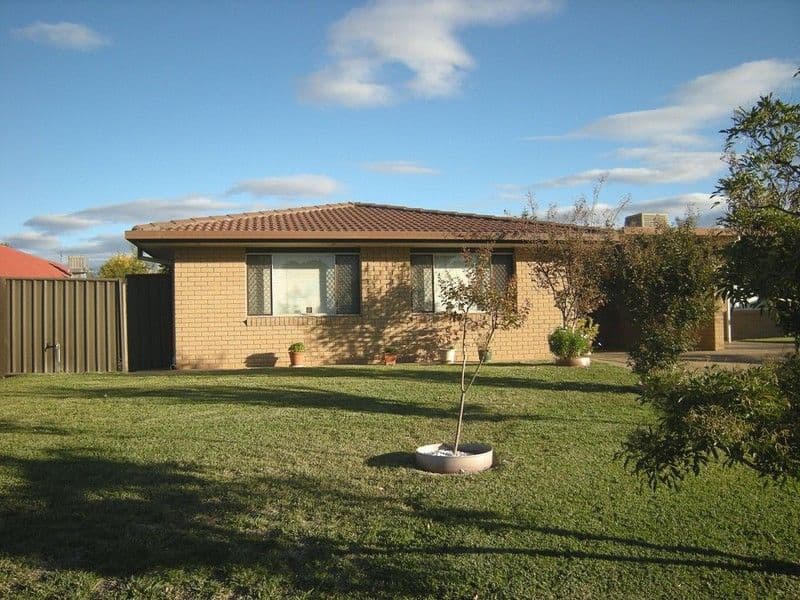 16 Cummins Avenue, MOREE NSW 2400, Moree - Image 1