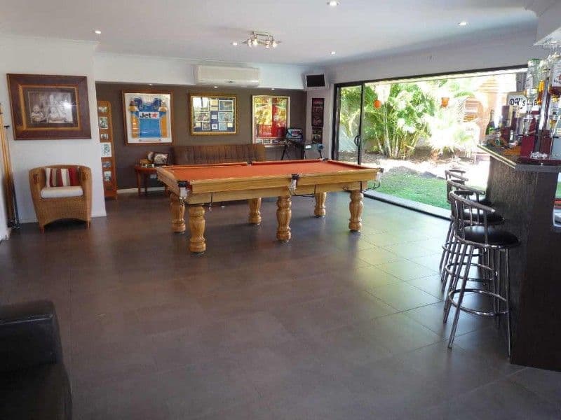 6 Chichester Drive, ARUNDEL QLD 4214, Arundel - Thumbnail 4