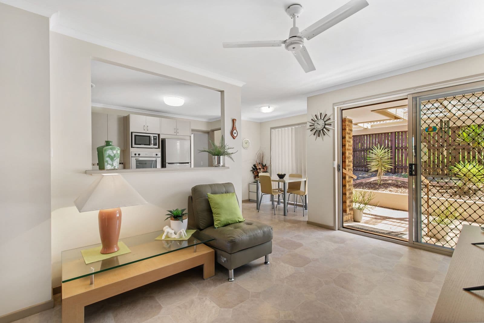 3-13 Tenbury Street, Alexandra Hills QLD 4161, Alexandra Hills - Thumbnail 2