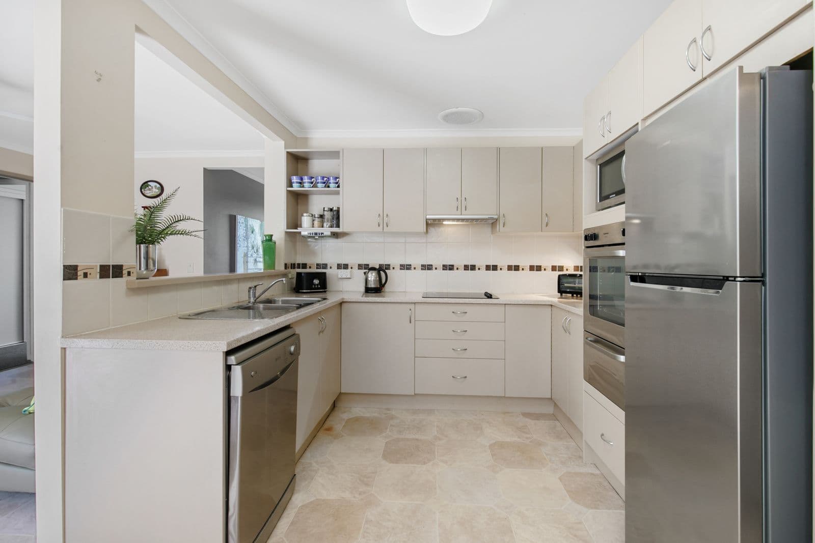 3-13 Tenbury Street, Alexandra Hills QLD 4161, Alexandra Hills - Thumbnail 6
