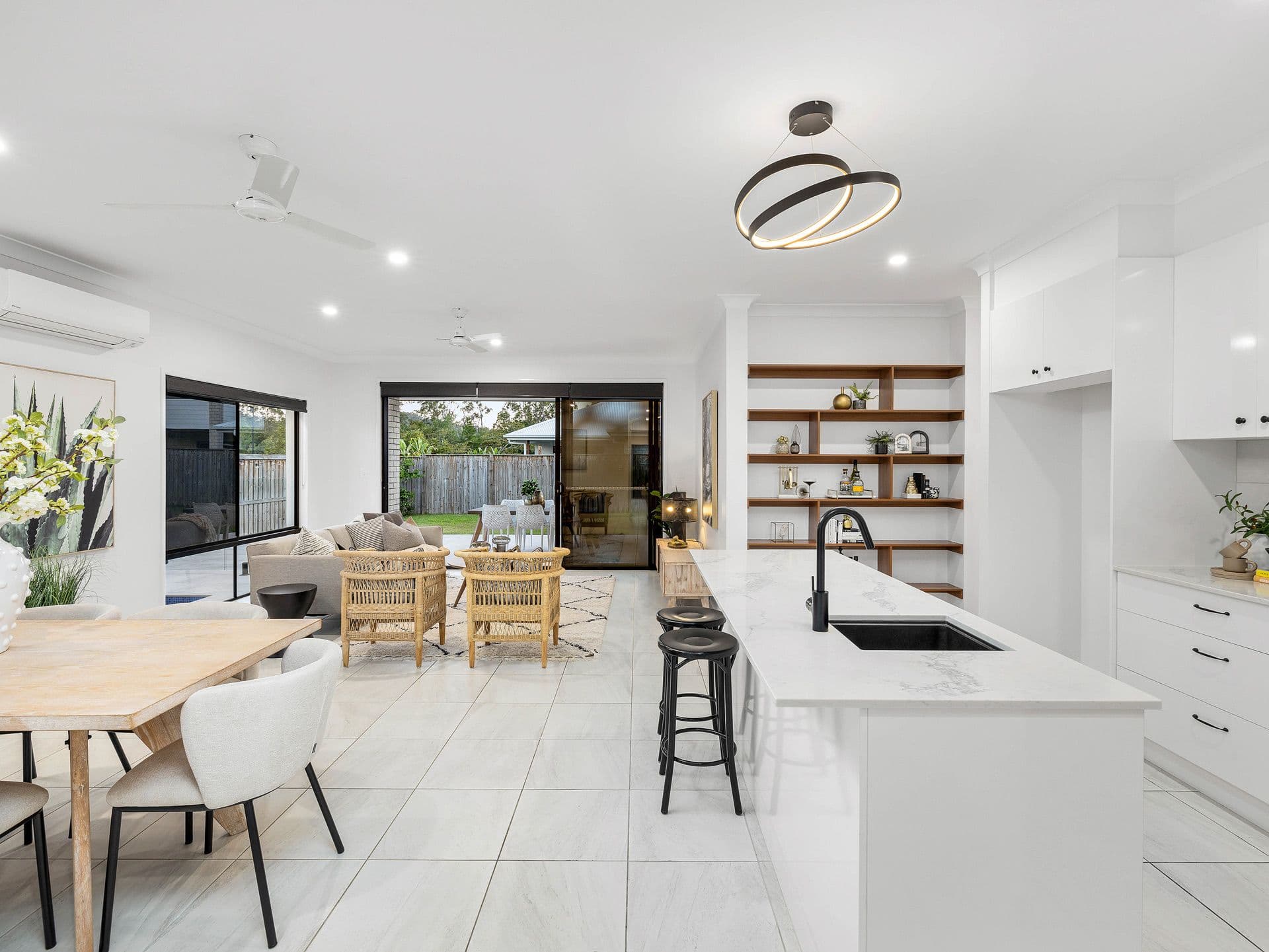 17 Lincoln Crescent, Upper Kedron QLD 4055, Upper Kedron - Thumbnail 4
