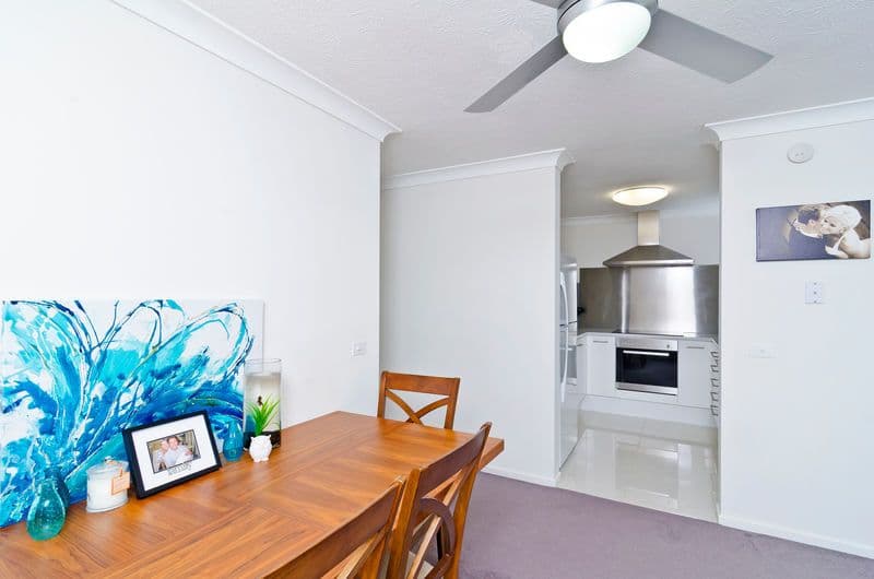 19 Fifteenth Avenue, PALM BEACH QLD 4221, Palm Beach - Thumbnail 4