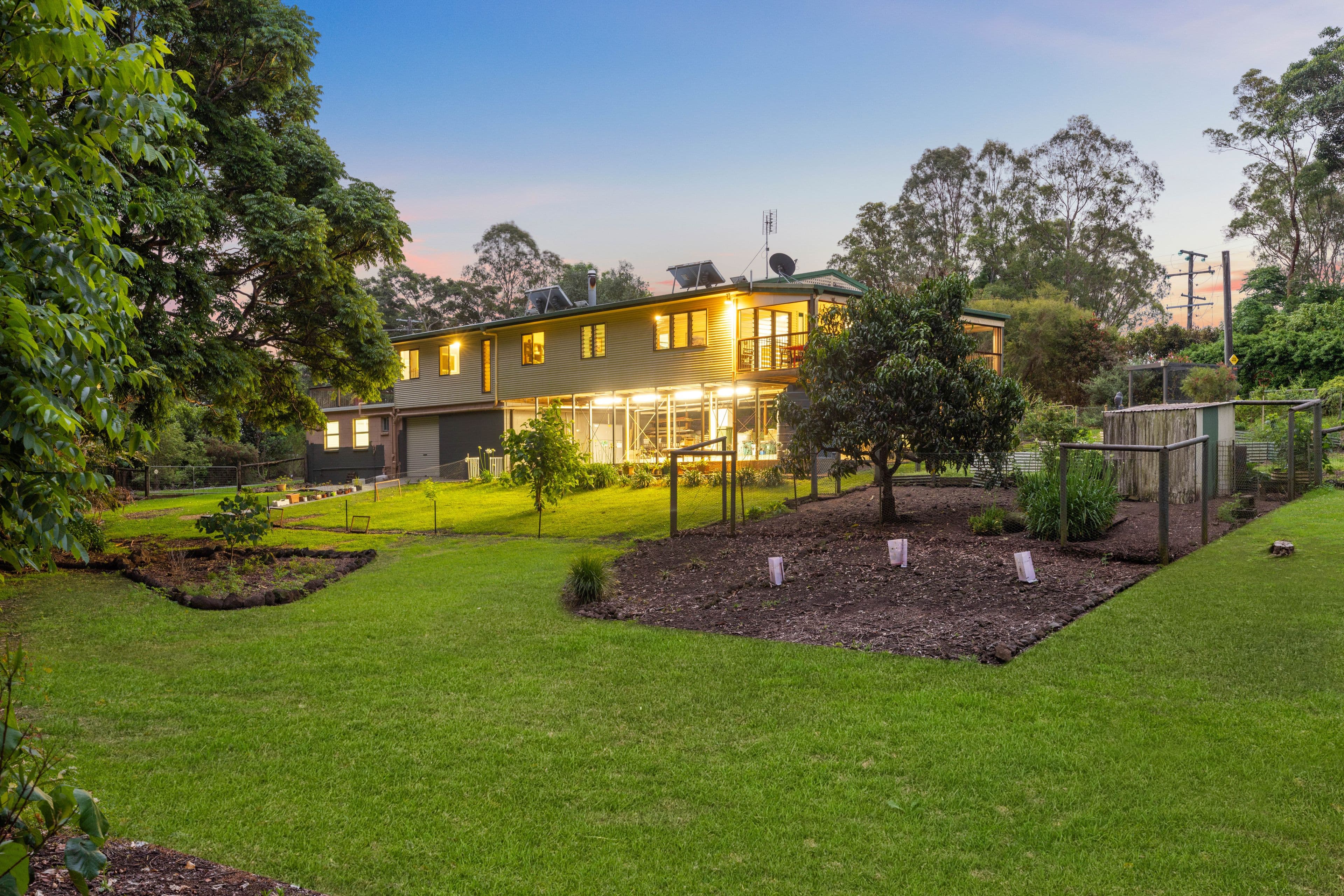 102 Hovard Road, Bald Knob QLD 4552, Bald Knob - Thumbnail 2