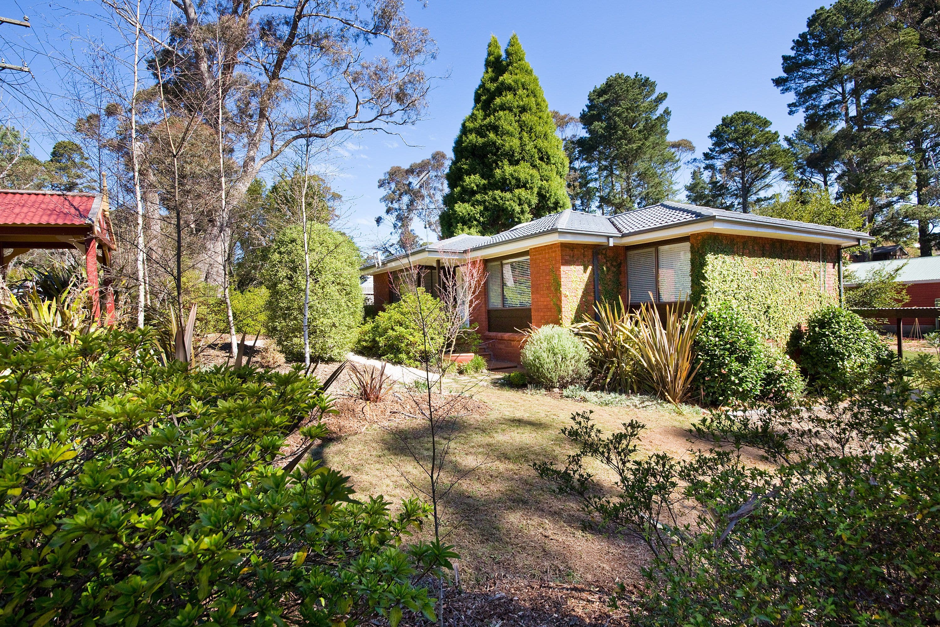 19 Portland Road, Medlow Bath - Image 1