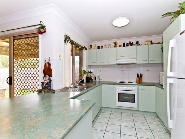 8 Mingela Place, FOREST LAKE QLD 4078, Forest Lake - Thumbnail 2