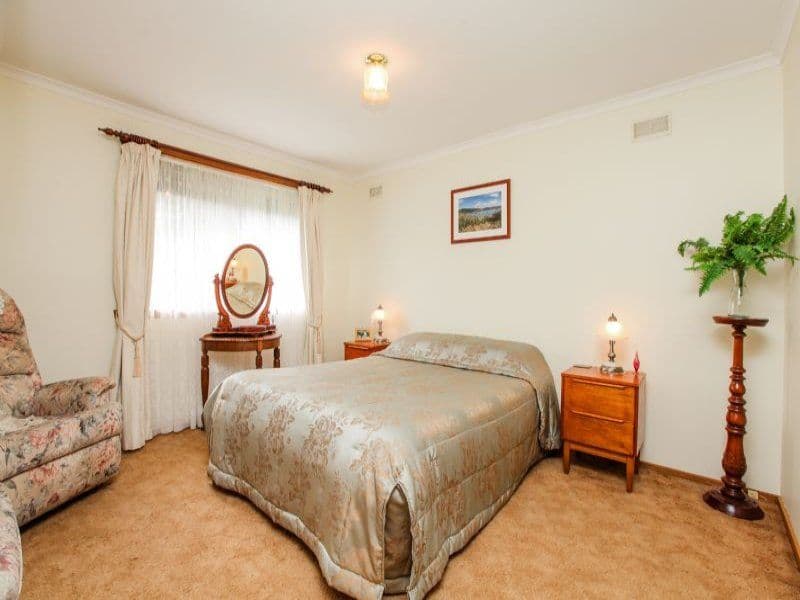 33 Allandale Drive, Deer Park - Thumbnail 8