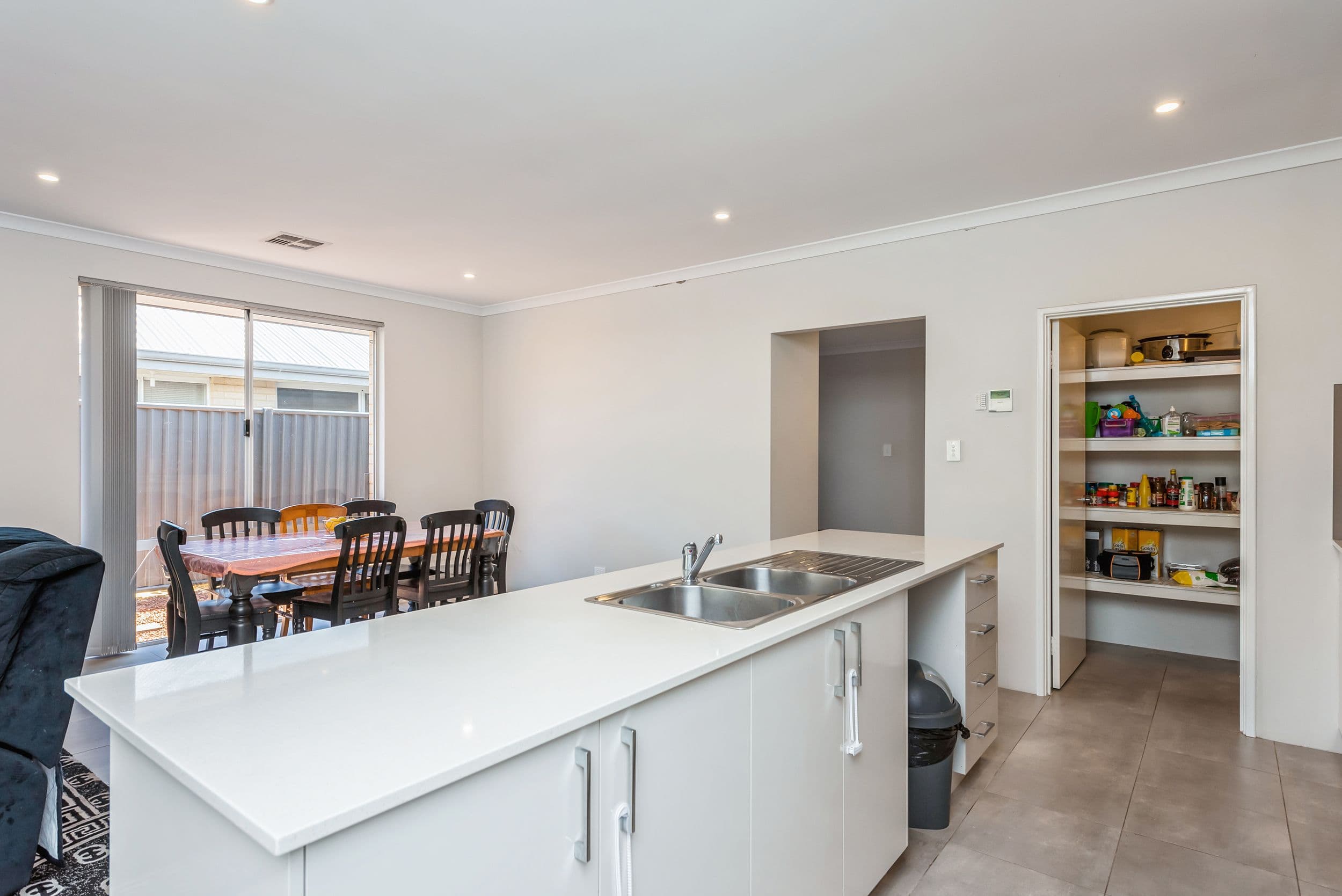 15 Holbeck Way, Baldivis WA 6171, Baldivis - Thumbnail 7