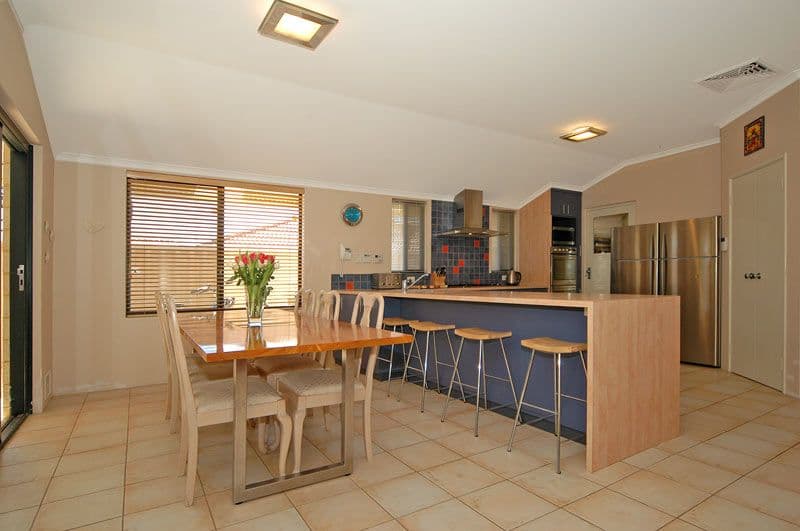 4 Fairywren Drive, BEECHBORO WA 6063, Beechboro - Thumbnail 3