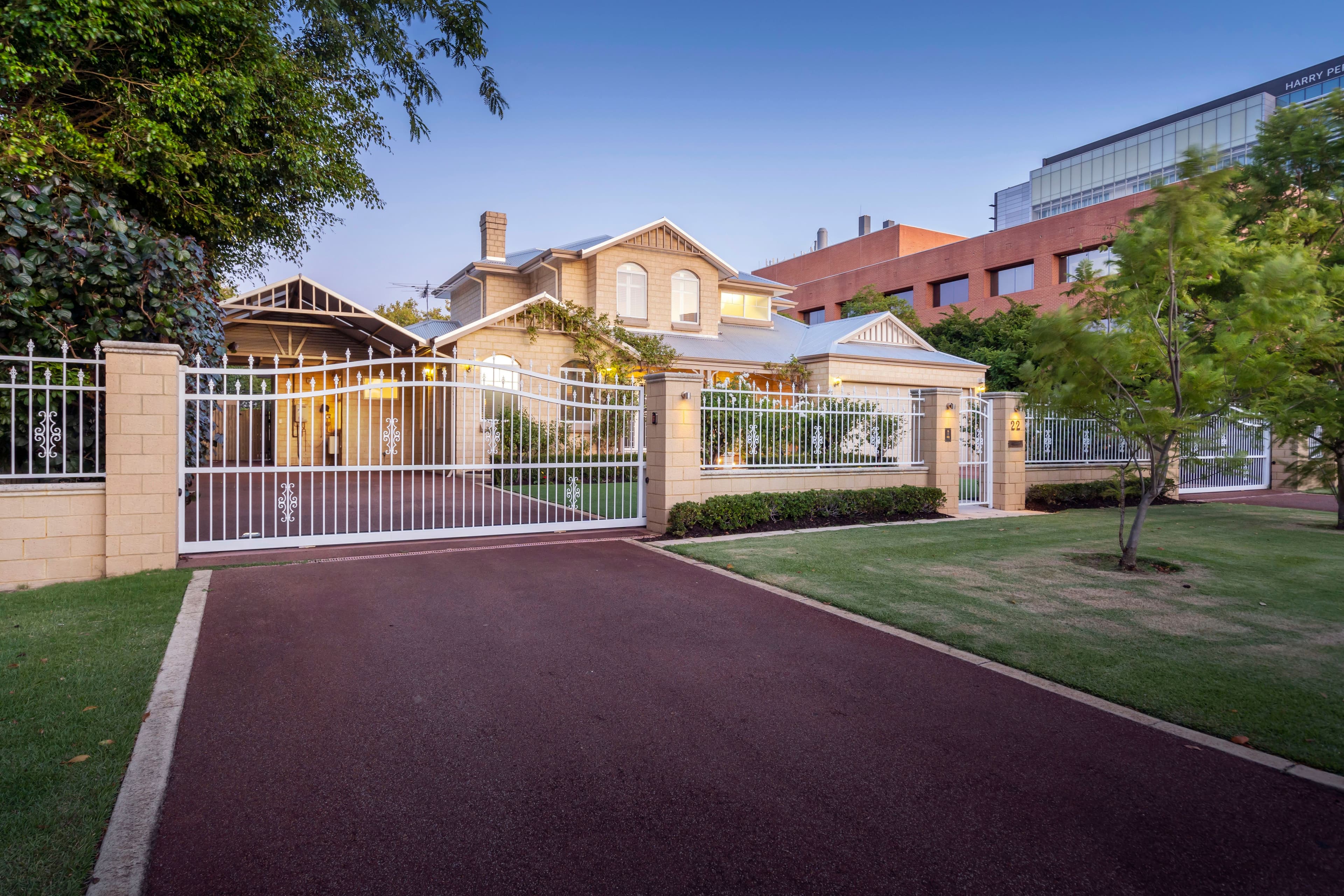 22 Kingston Street, Nedlands WA 6009, Nedlands - Thumbnail 2