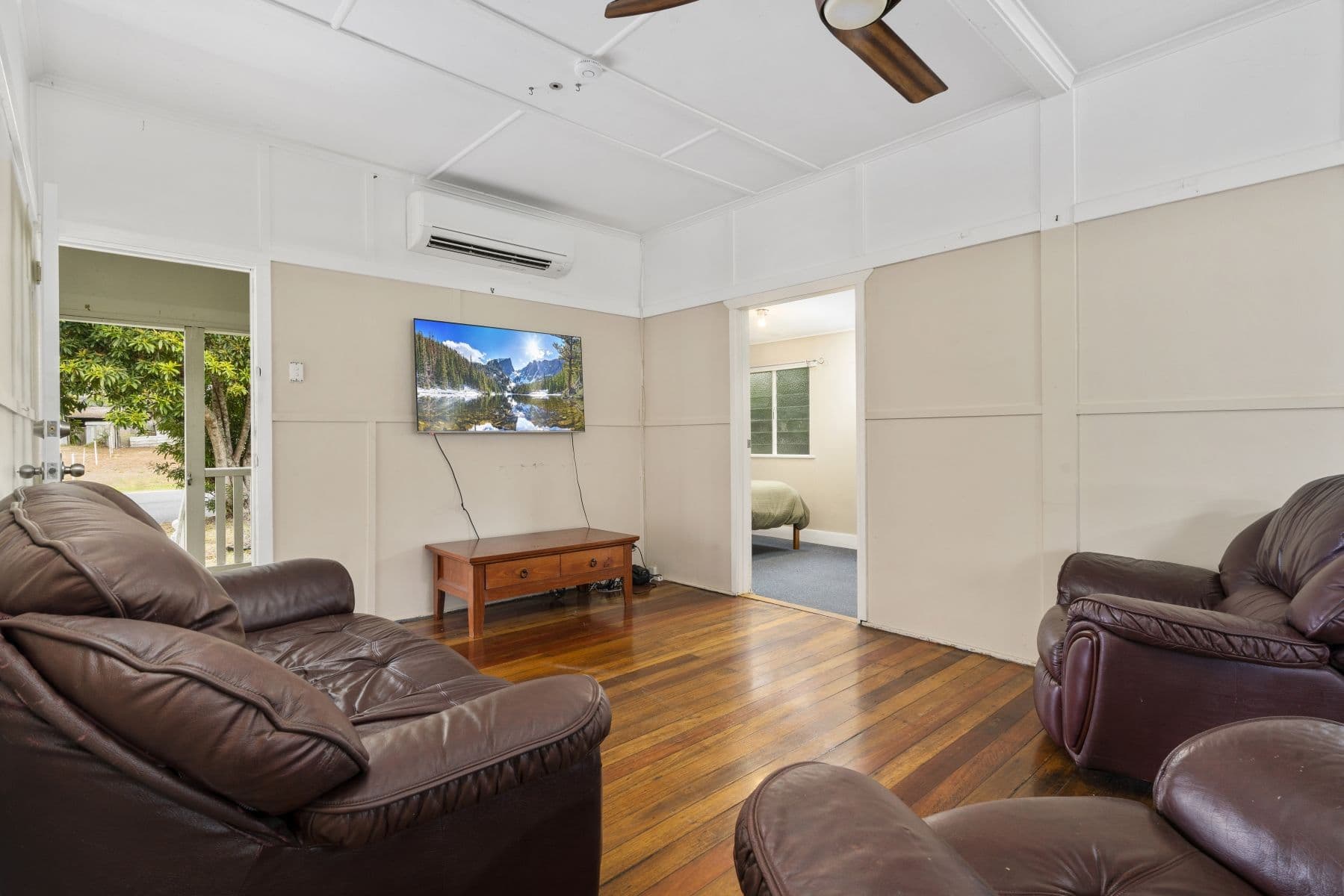 9 Webb Lane, Woodford QLD 4514, Woodford - Thumbnail 2