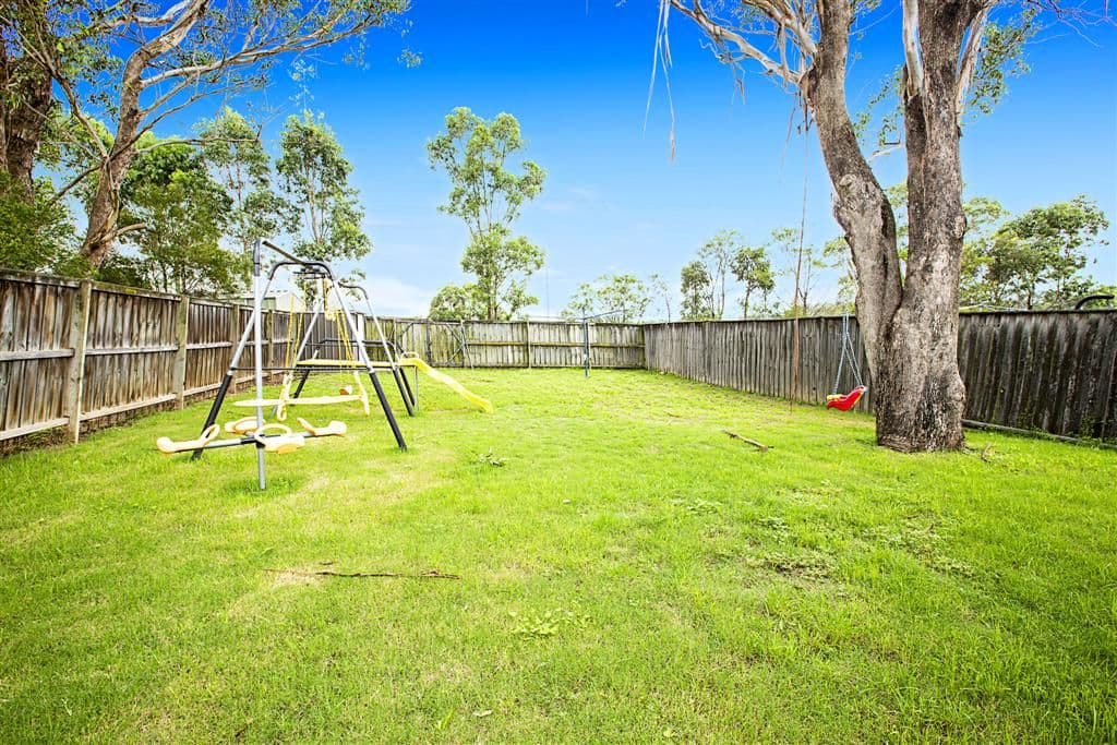 28 Friarbird Crescent, GLENMORE PARK NSW 2745, Glenmore Park - Thumbnail 8