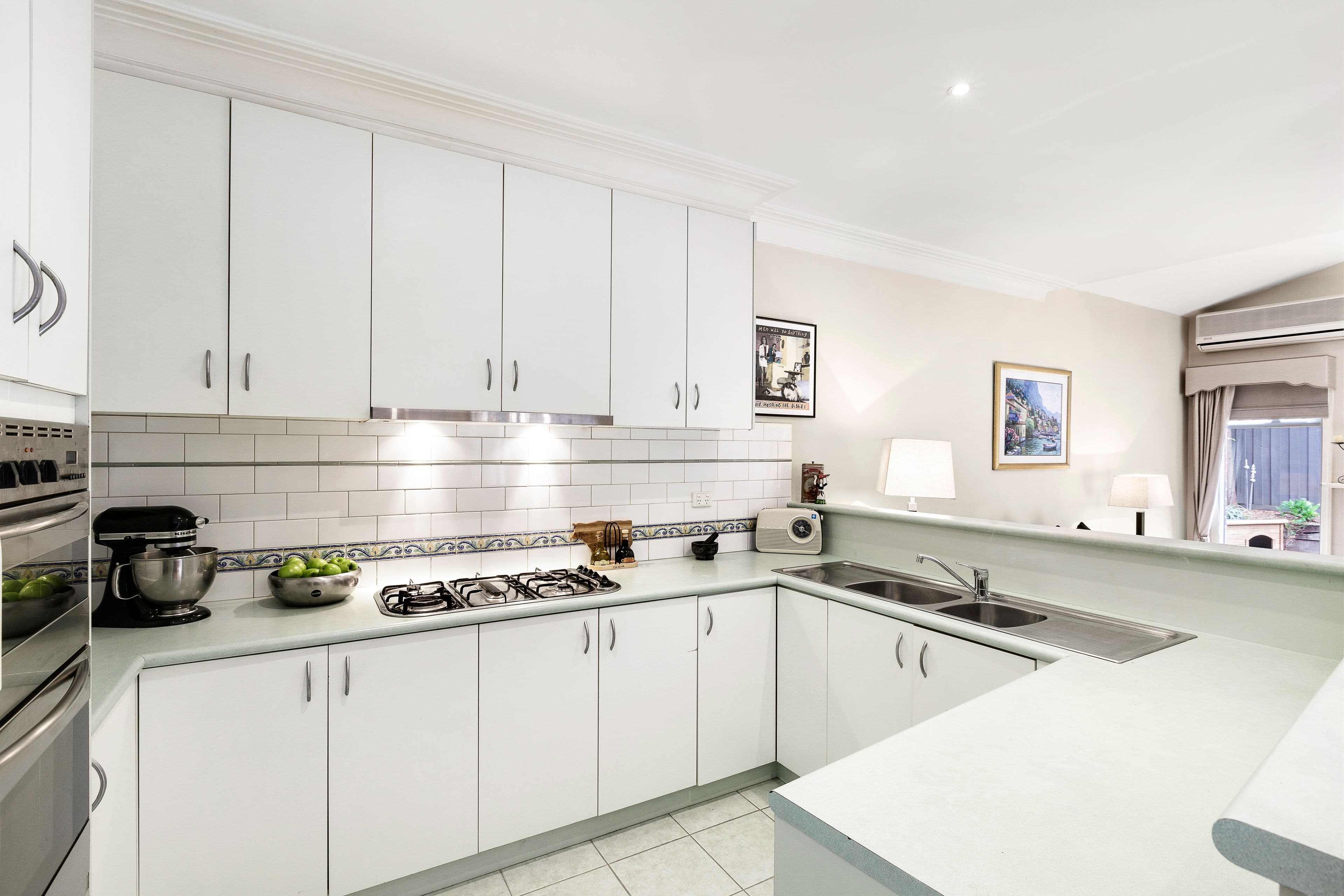 39 Winifred Street, Northcote VIC 3070, Northcote - Thumbnail 2