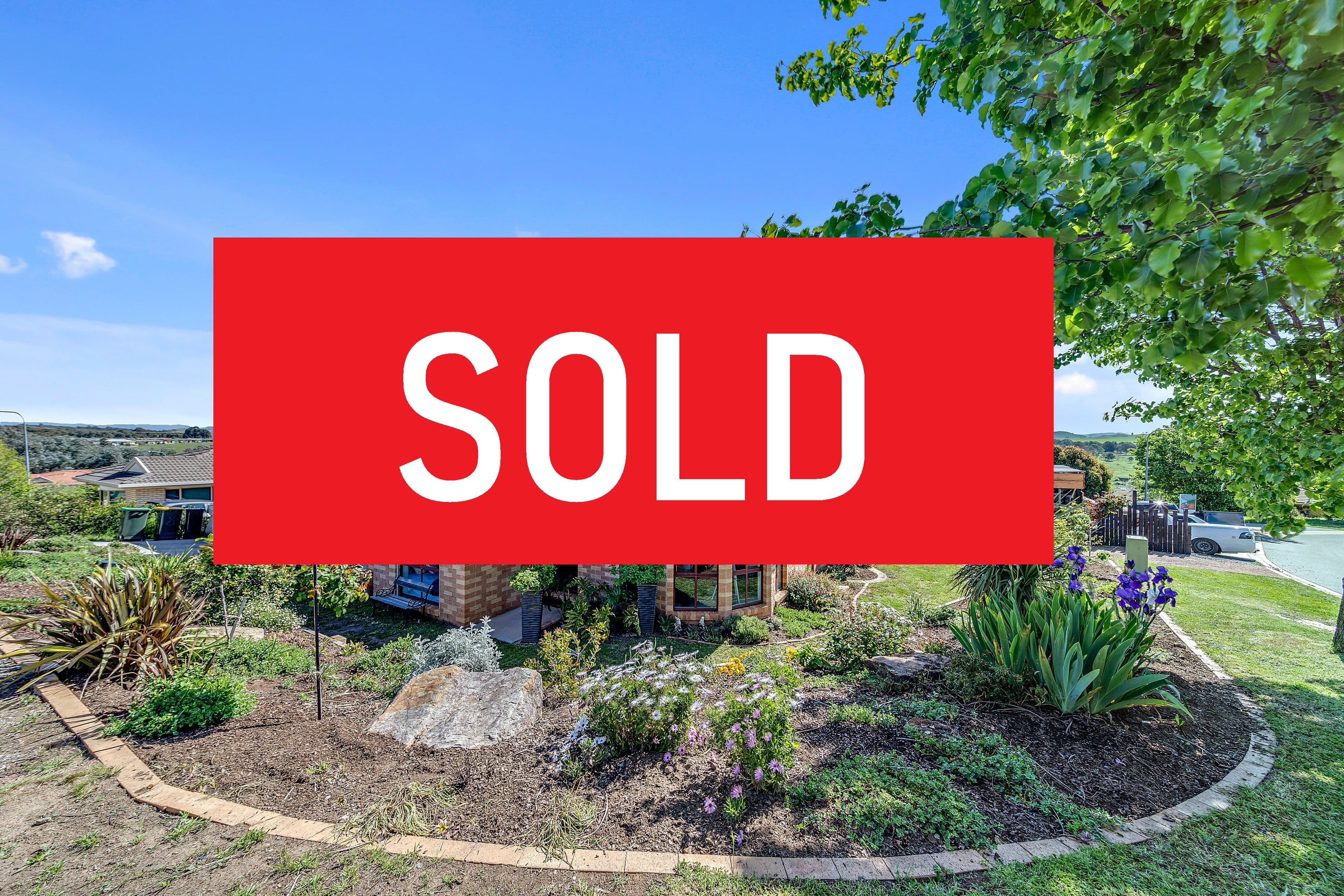 84 Hugh Mckay Crescent, Dunlop ACT 2615, Dunlop - Image 1