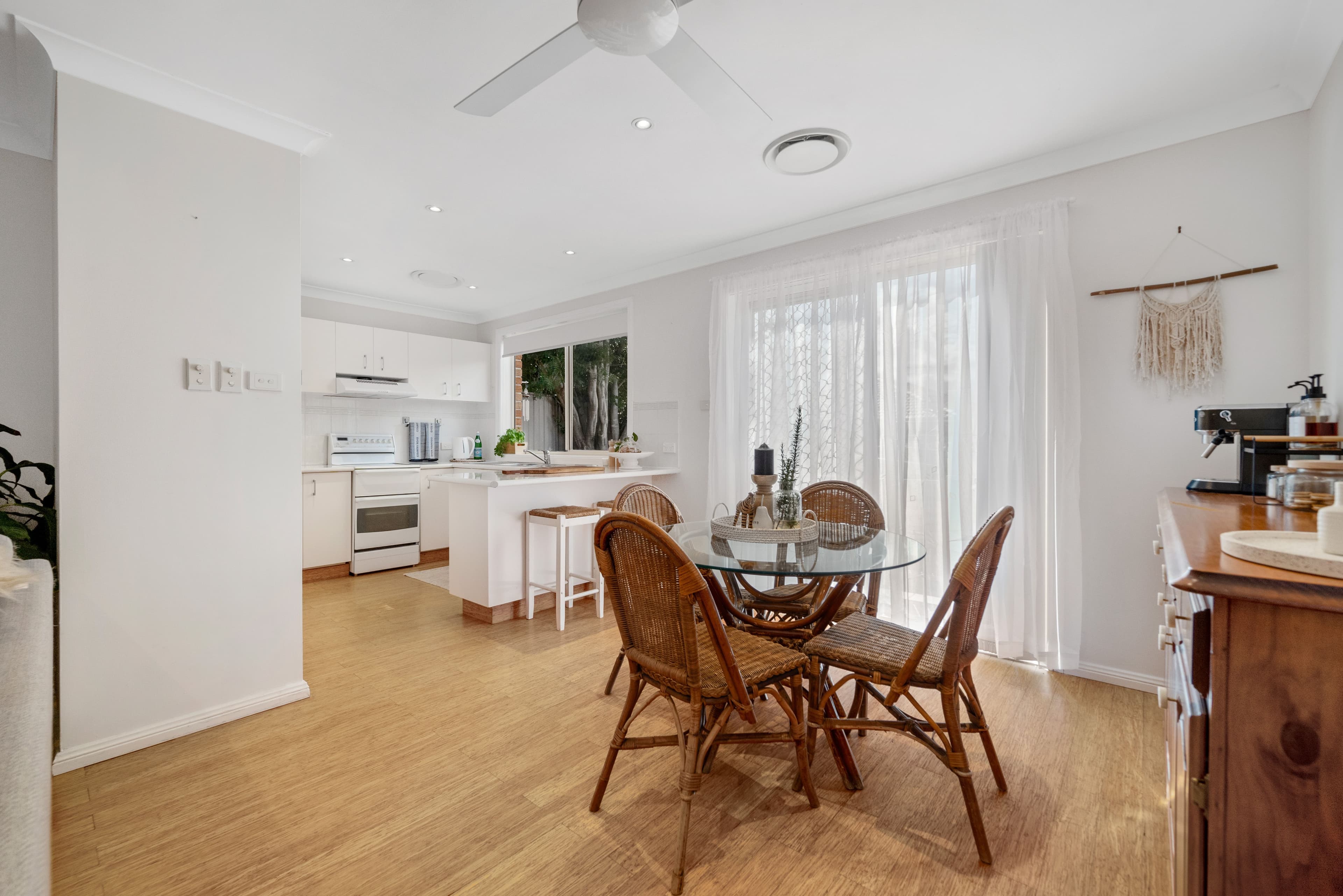 10B Greco Place, Rosemeadow NSW 2560, Rosemeadow - Thumbnail 3