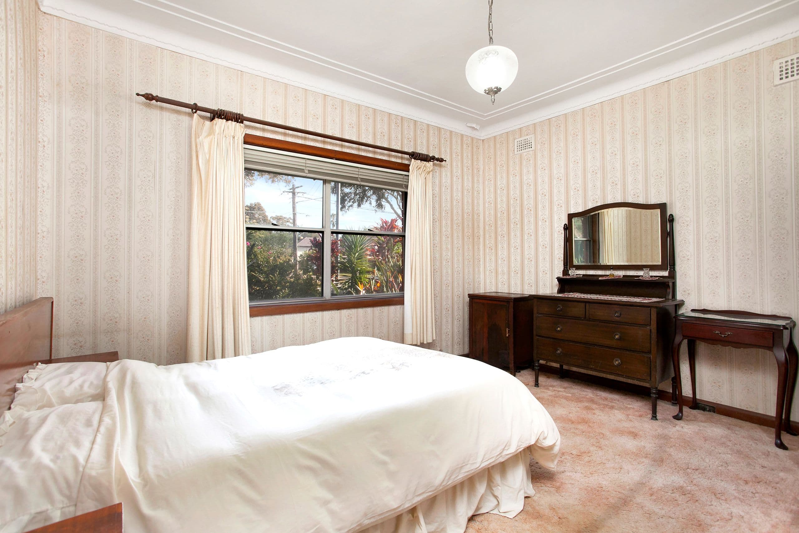 12 Yathong Road, Caringbah - Thumbnail 5