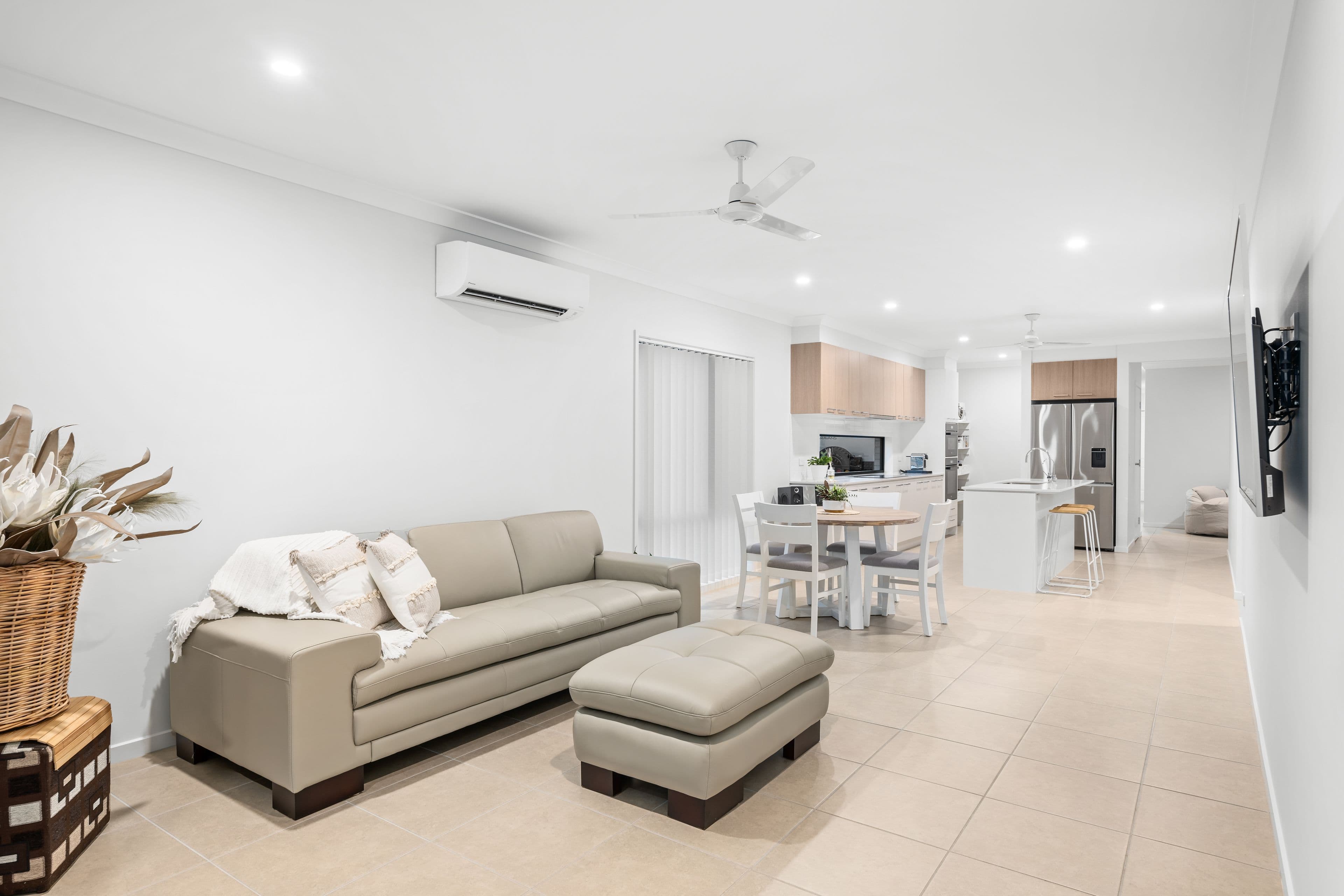 21 Bloomfield Mews, Ripley QLD 4306, Ripley - Thumbnail 2