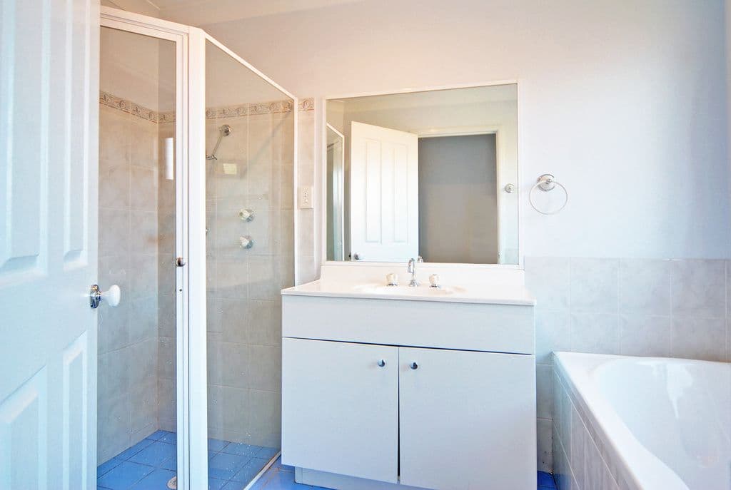 32 Cosgrove Avenue, FLINDERS NSW 2529, Flinders - Thumbnail 2