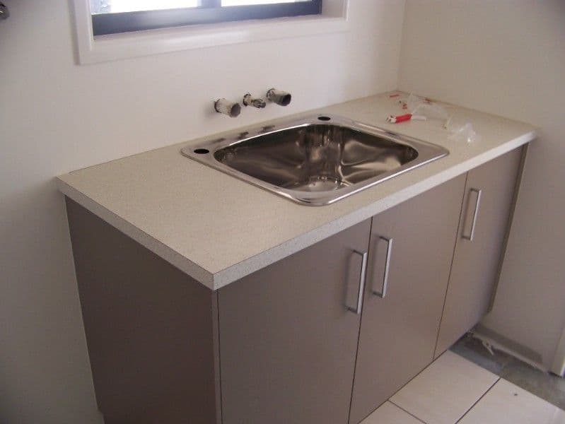6 Primrose Avenue, NORMAN GARDENS QLD 4701, Norman Gardens - Thumbnail 2