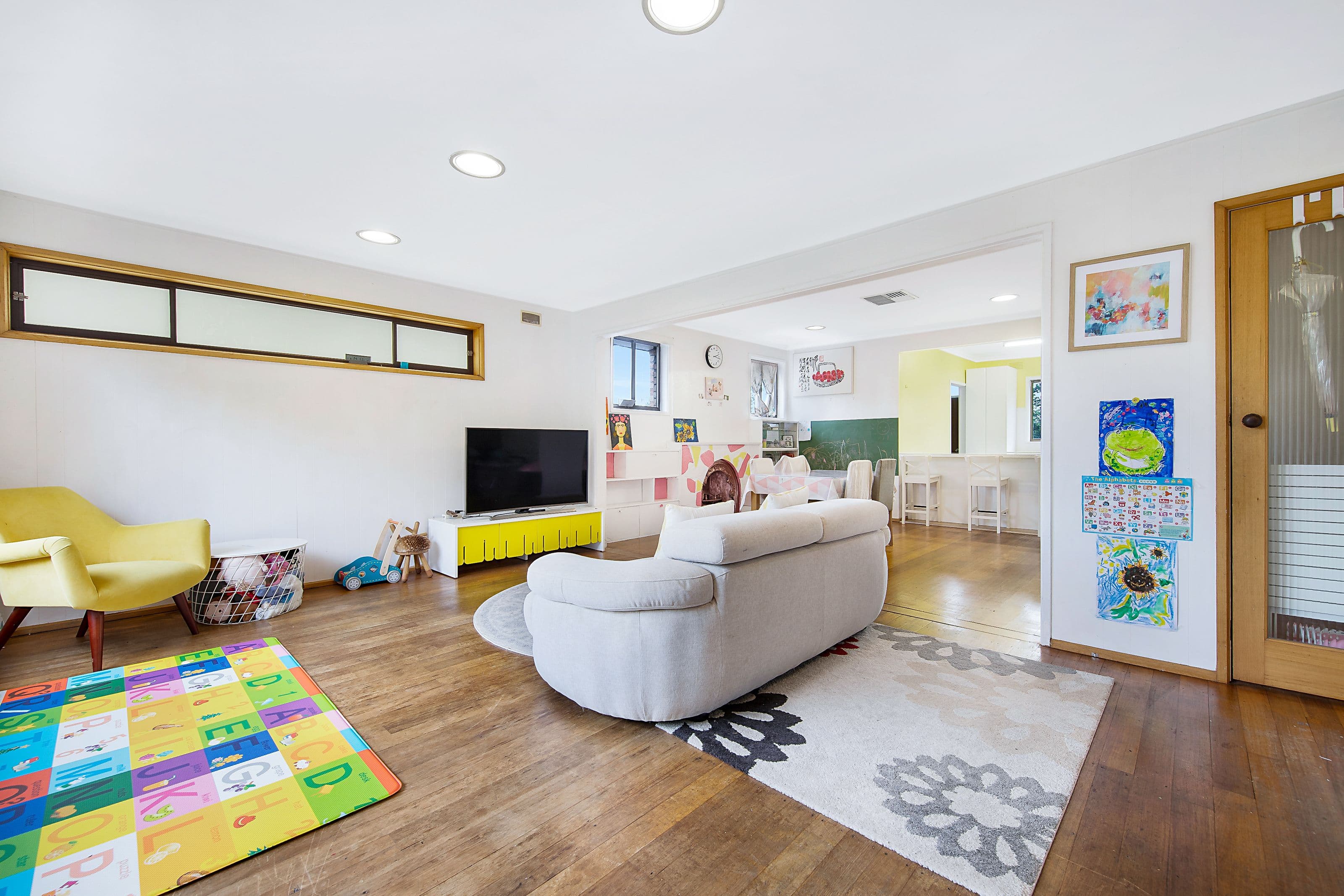 1 Cherry Orchard Rise, Box Hill North VIC 3129, Box Hill North - Thumbnail 2