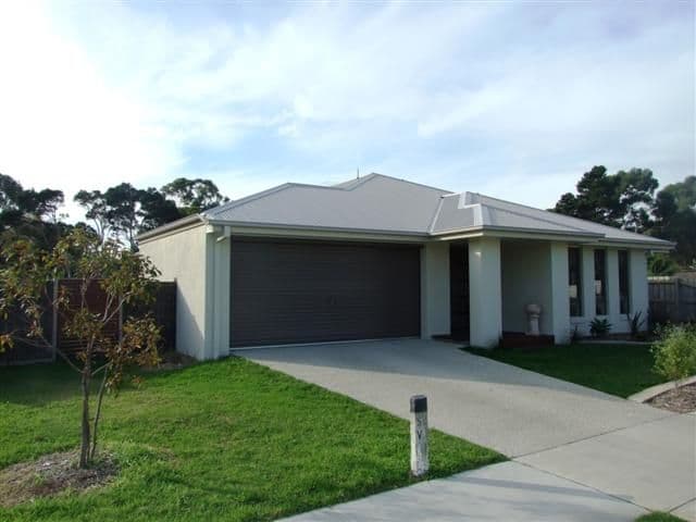 23 Robert Drive, COWES VIC 3922, Cowes - Image 1