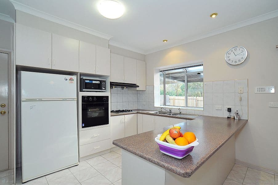 61 Churinga Avenue, MITCHAM VIC 3132, Mitcham - Thumbnail 4