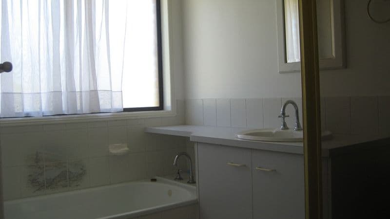 COLLINGWOOD PARK QLD 4301, Collingwood Park - Thumbnail 4