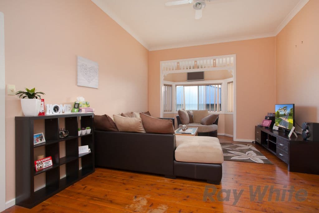 15 Raymond Street, SPEERS POINT NSW 2284, Speers Point - Thumbnail 3