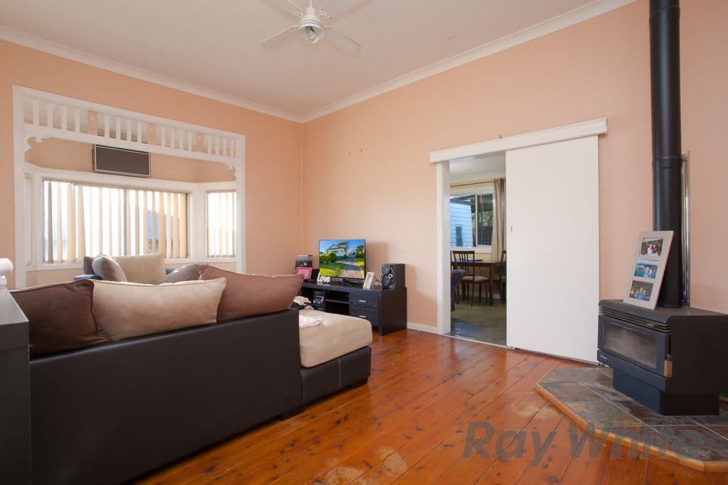 15 Raymond Street, SPEERS POINT NSW 2284, Speers Point - Thumbnail 4