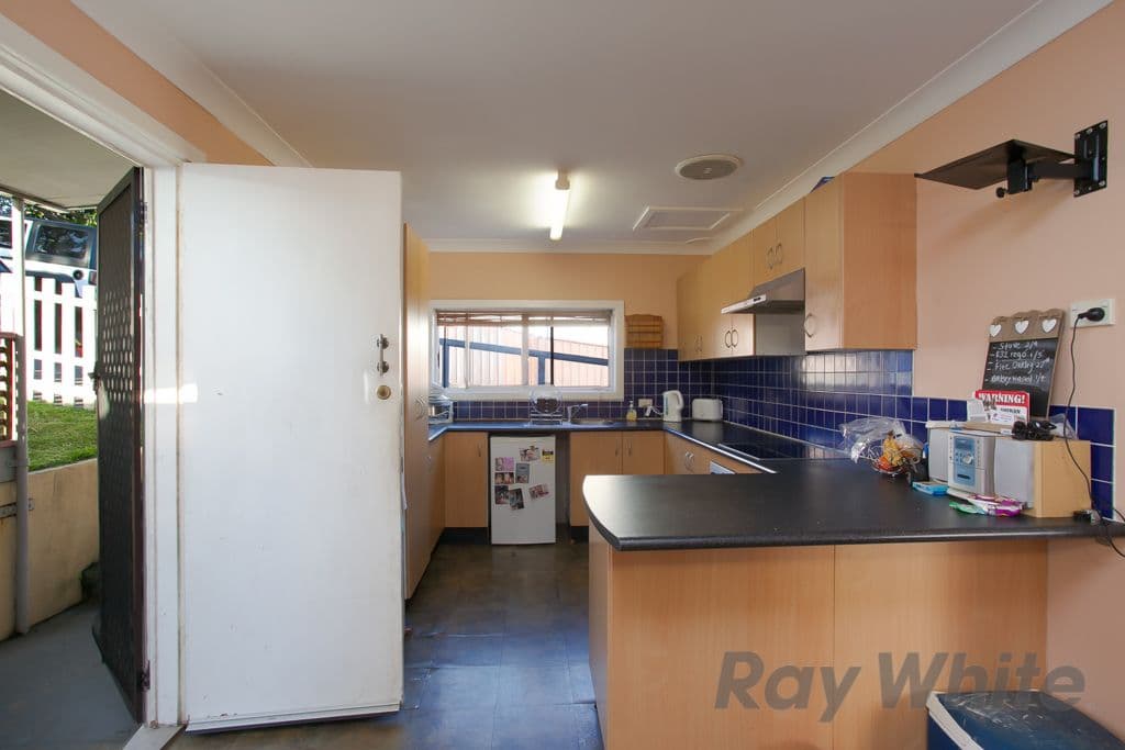 15 Raymond Street, SPEERS POINT NSW 2284, Speers Point - Thumbnail 6