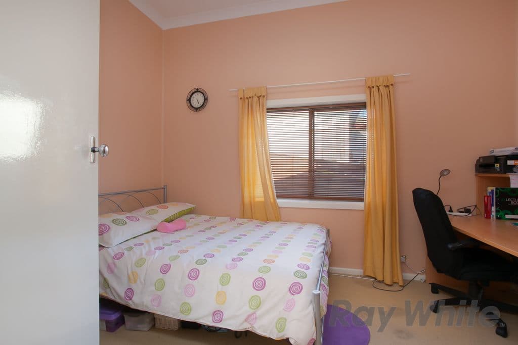 15 Raymond Street, SPEERS POINT NSW 2284, Speers Point - Thumbnail 8