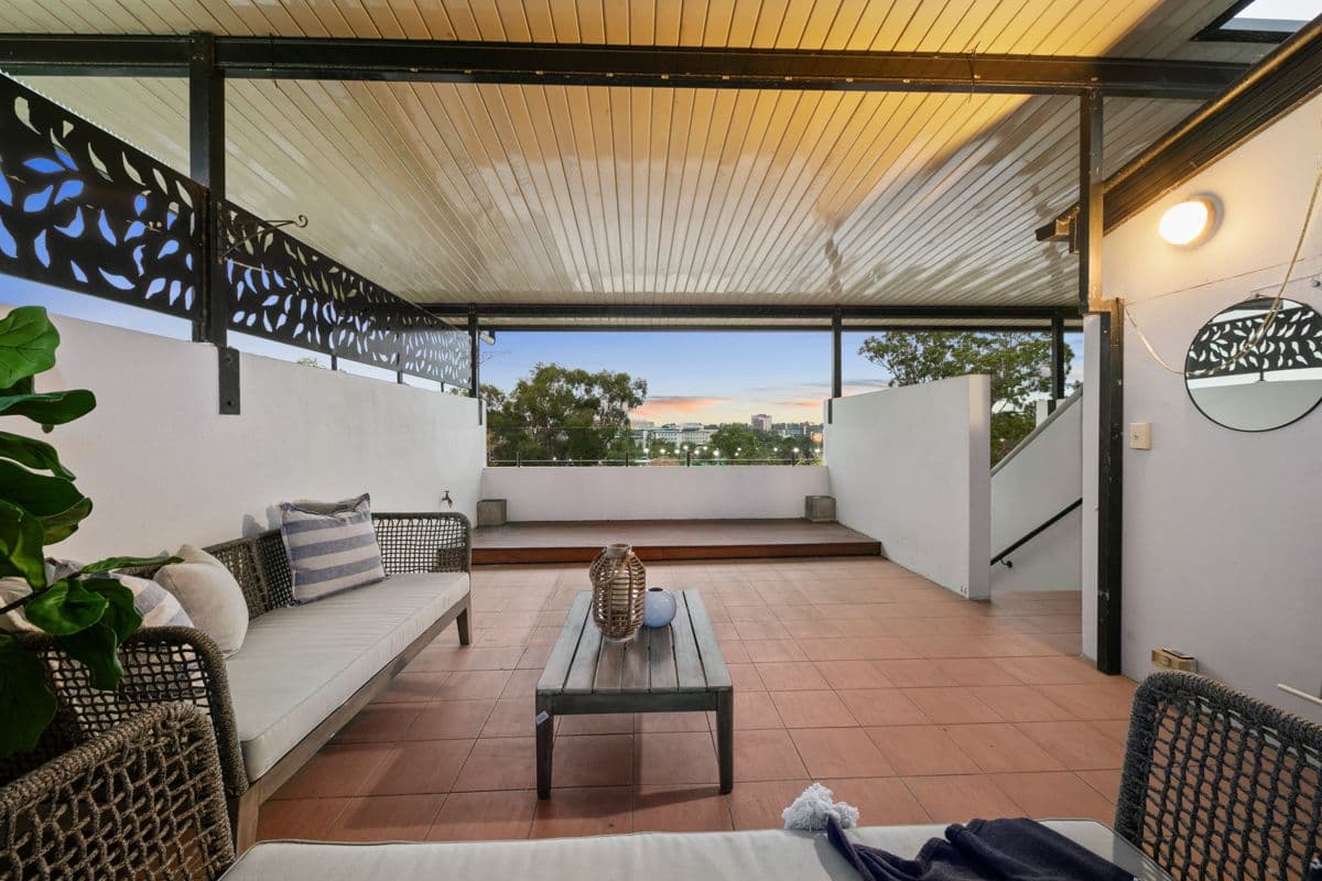 17 Rosecliffe Street, Highgate Hill QLD 4101, Highgate Hill - Thumbnail 3