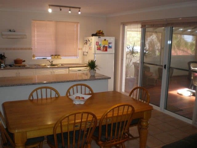 13 Portacello Circle, WANDINA WA 6530, Wandina - Thumbnail 5