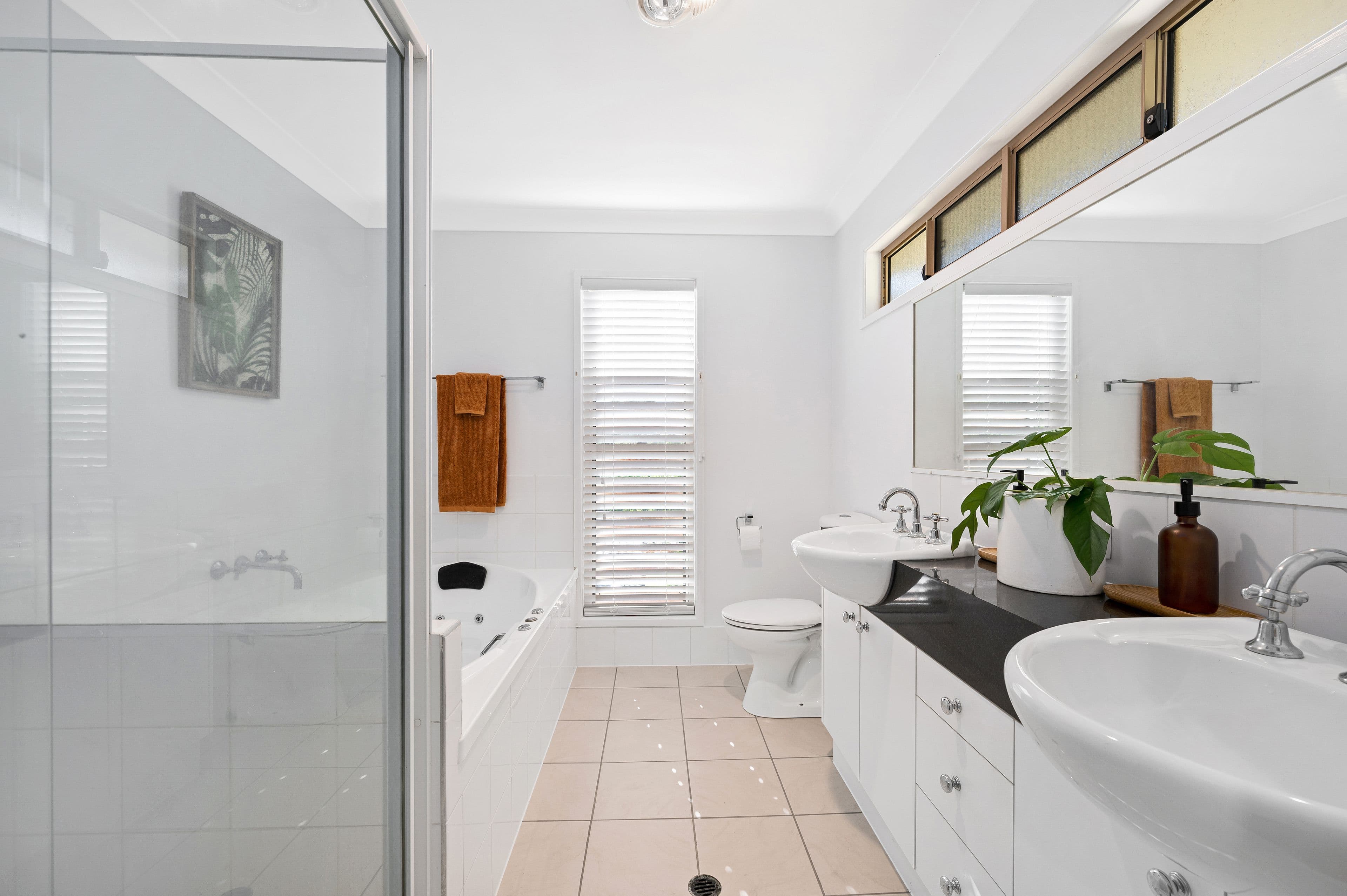 54 Oakview Circuit, Brookwater QLD 4300, Brookwater - Thumbnail 8
