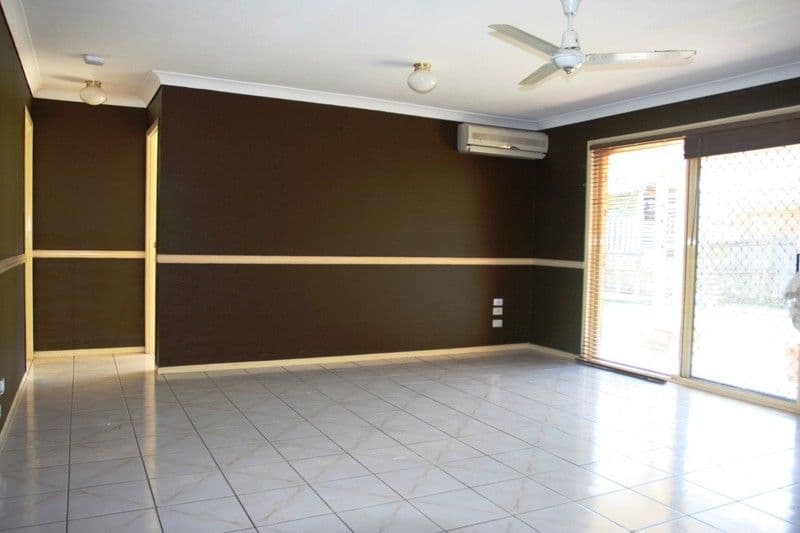 11 Karall Street, ORMEAU QLD 4208, Ormeau - Thumbnail 3