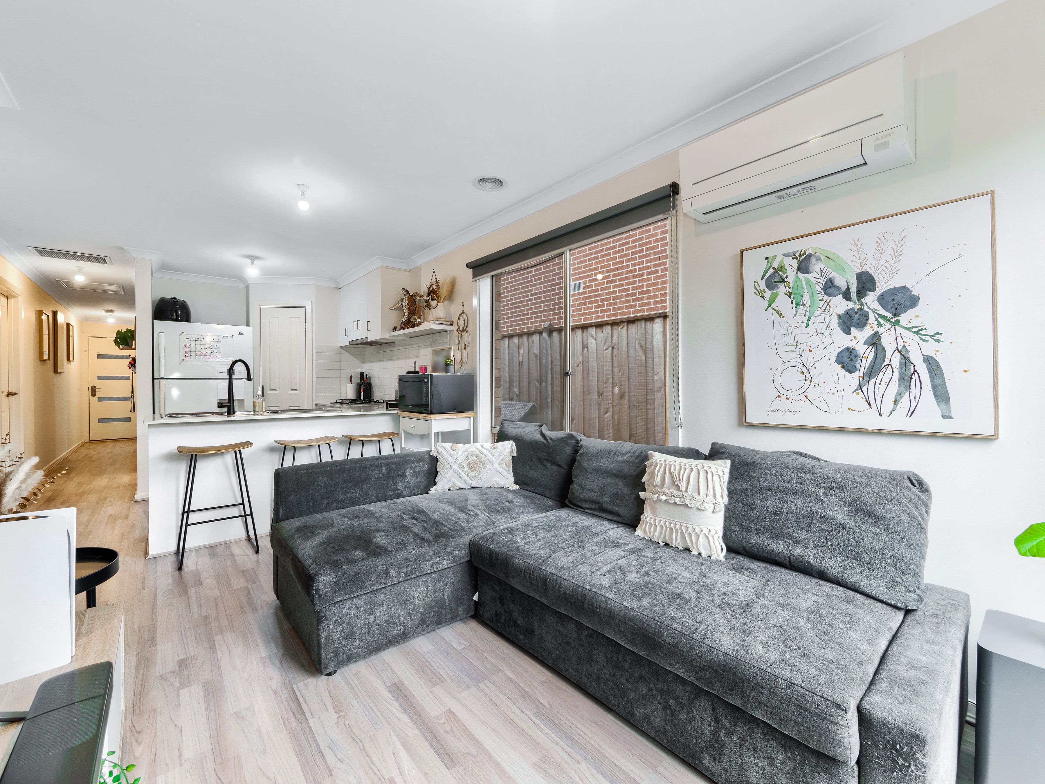 8 Romulus Crescent, Cranbourne West VIC 3977, Cranbourne West - Thumbnail 5