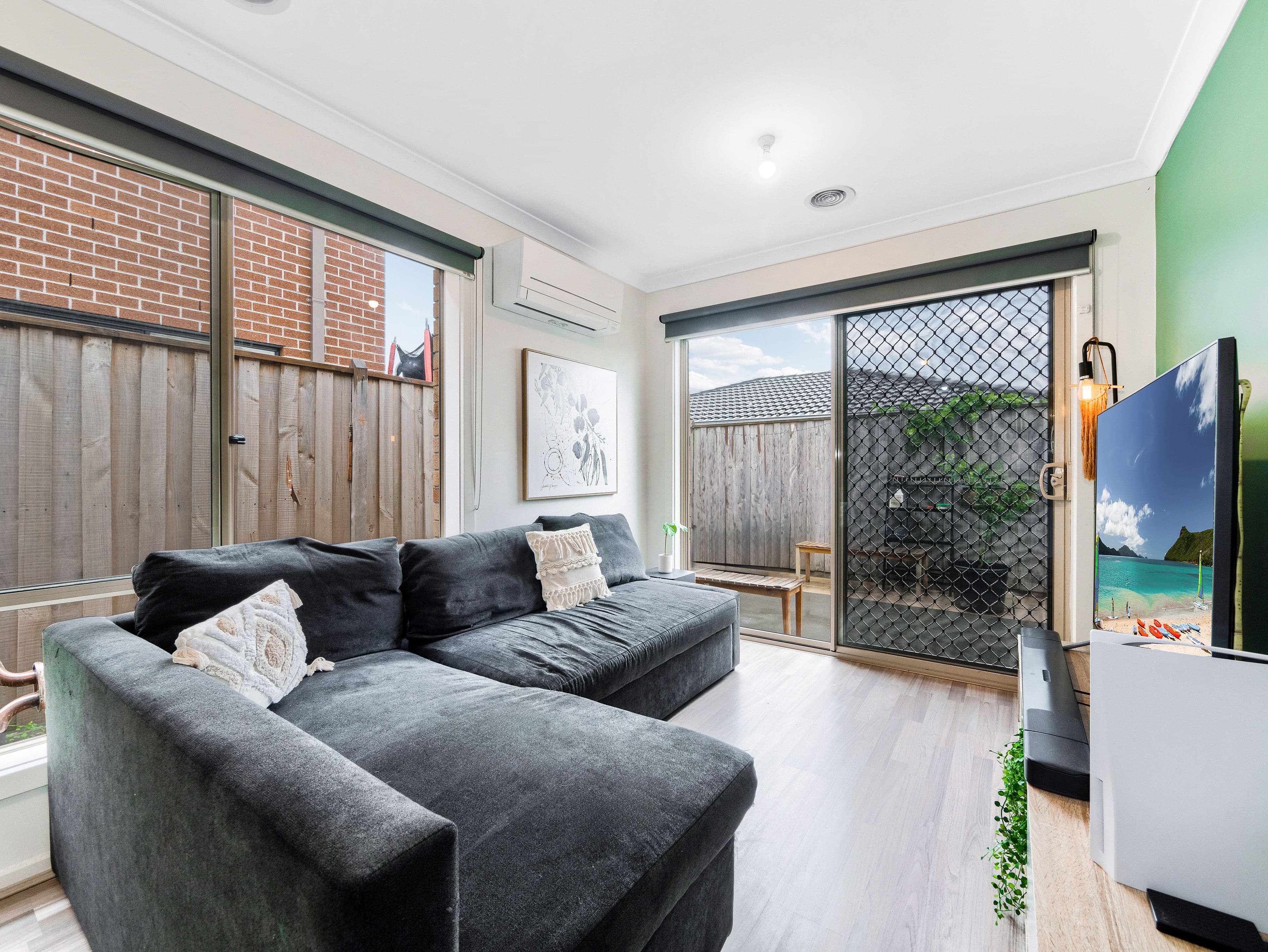 8 Romulus Crescent, Cranbourne West VIC 3977, Cranbourne West - Thumbnail 6