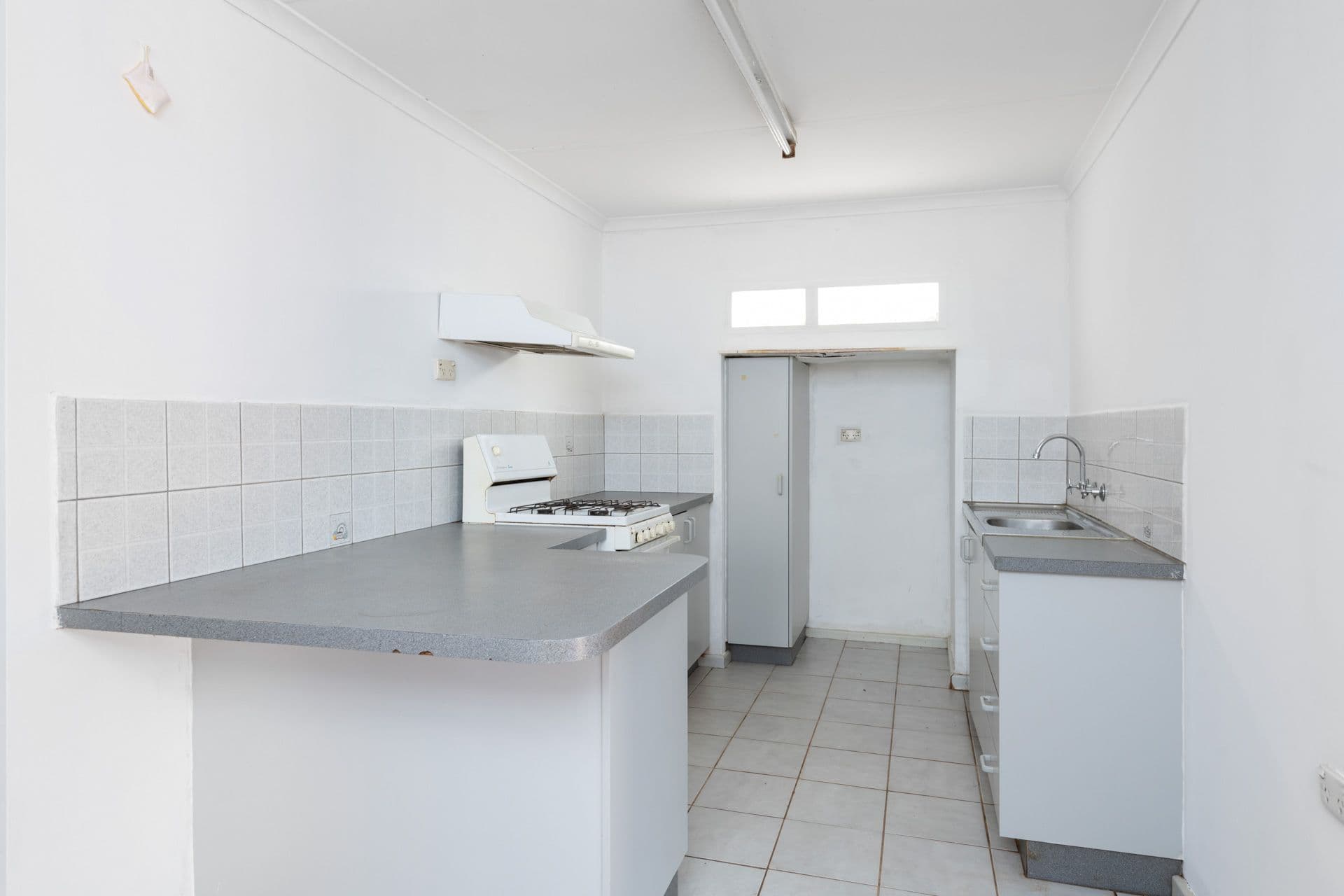 43 Ardagh Avenue, Kalgoorlie WA 6430, Kalgoorlie - Thumbnail 2