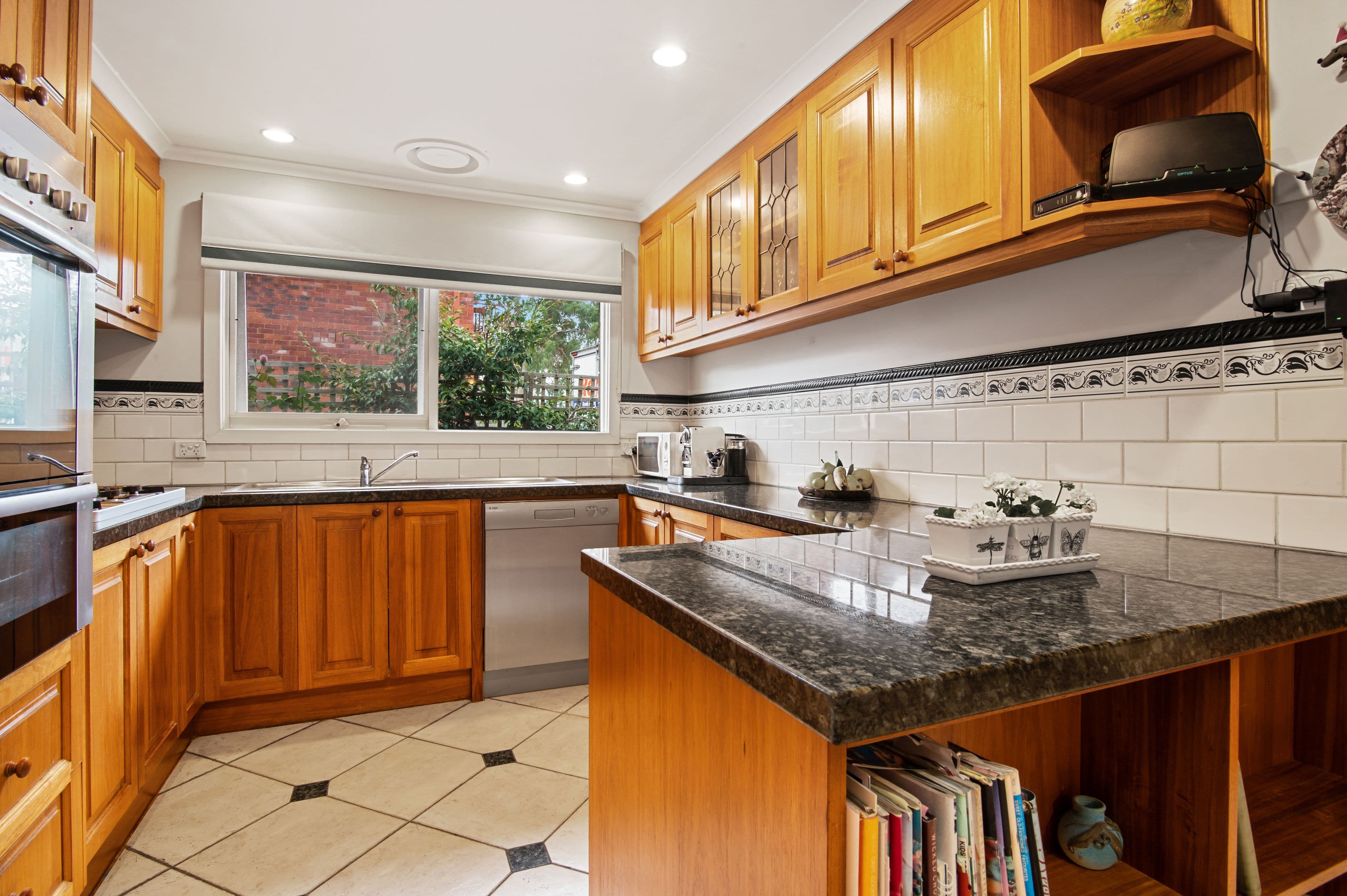 51 Gateshead Drive, Wantirna South VIC 3152, Wantirna South - Thumbnail 3