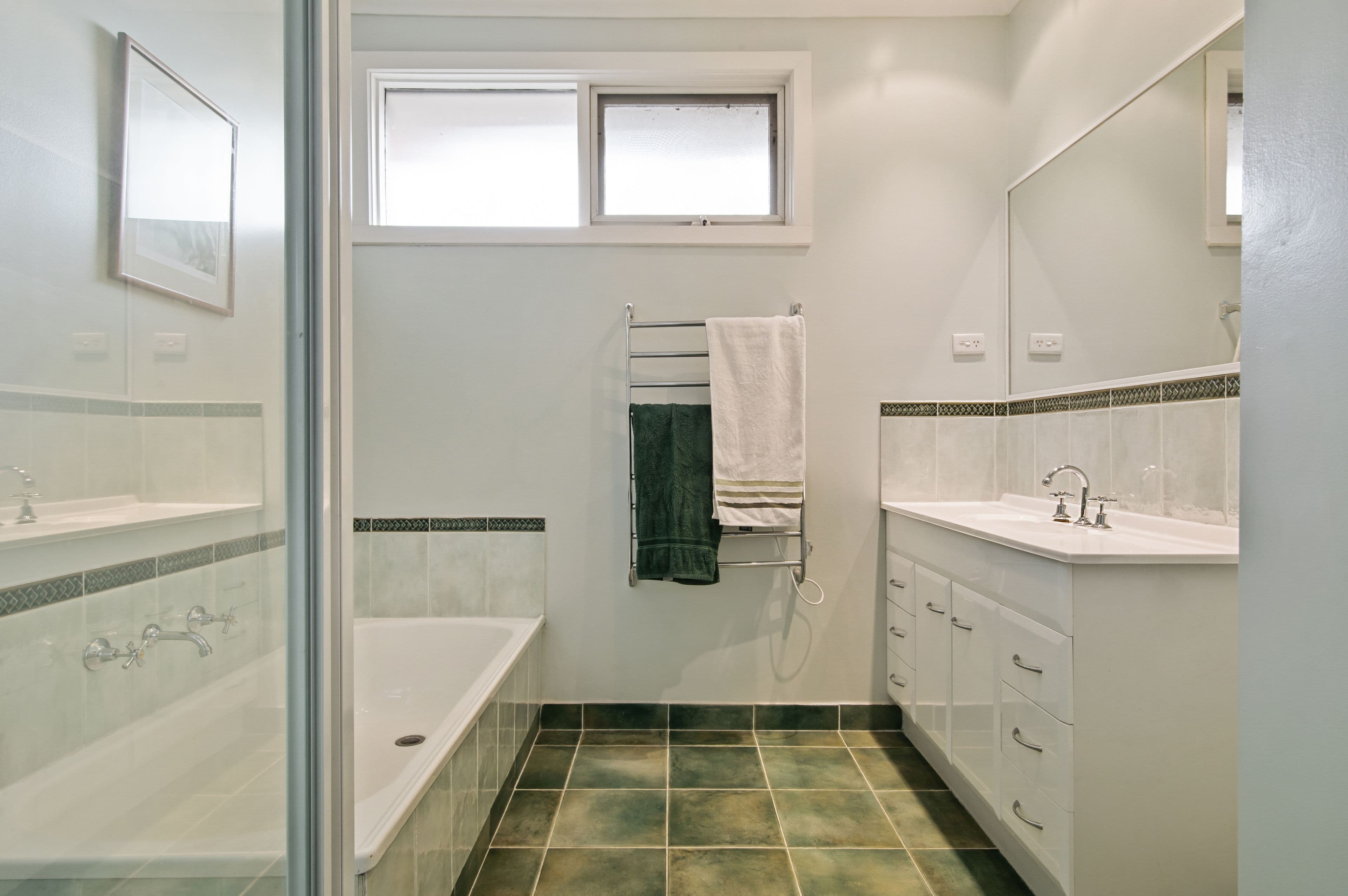 51 Gateshead Drive, Wantirna South VIC 3152, Wantirna South - Thumbnail 8