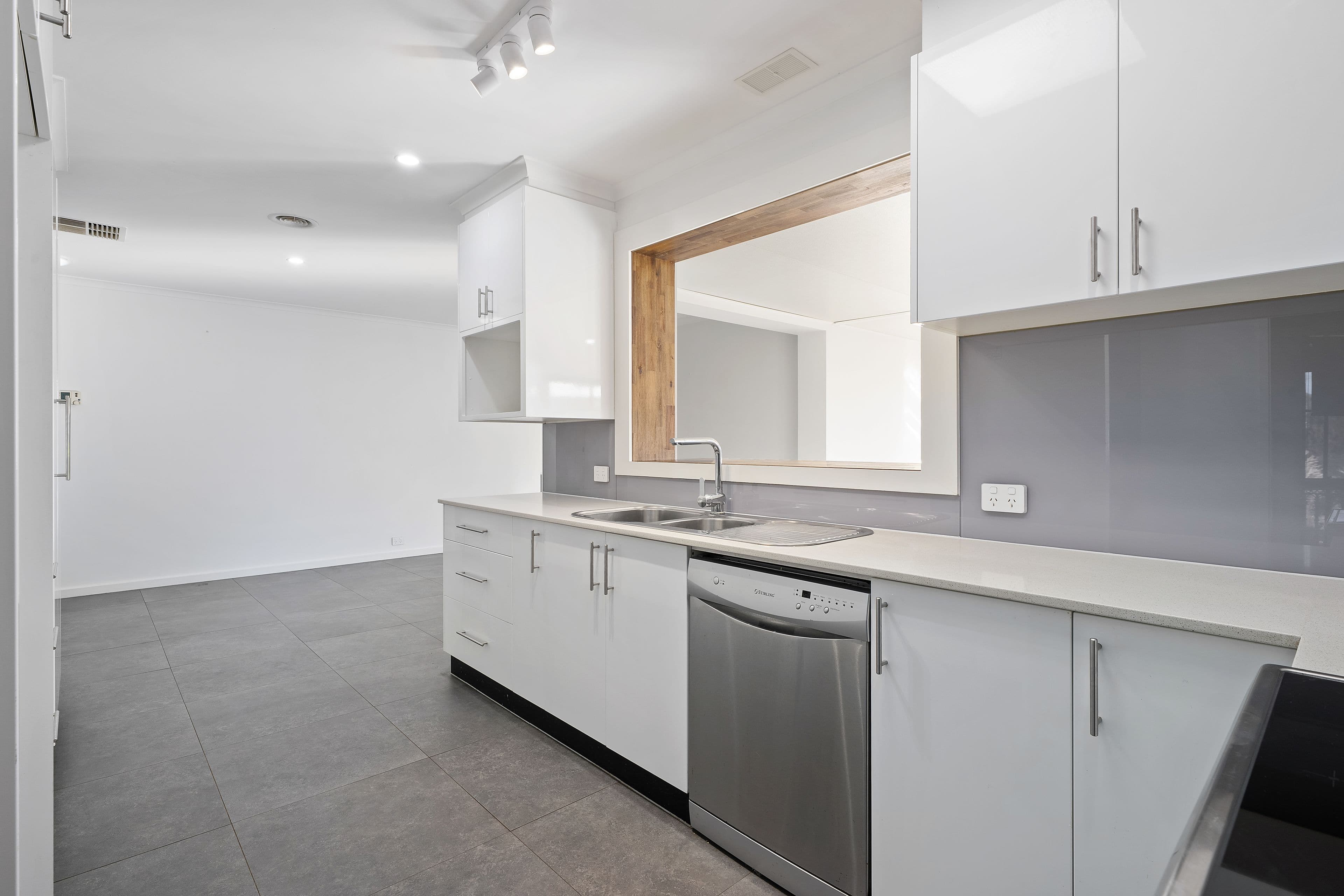 19 Maclean Street, Chisholm ACT 2905, Chisholm - Thumbnail 6