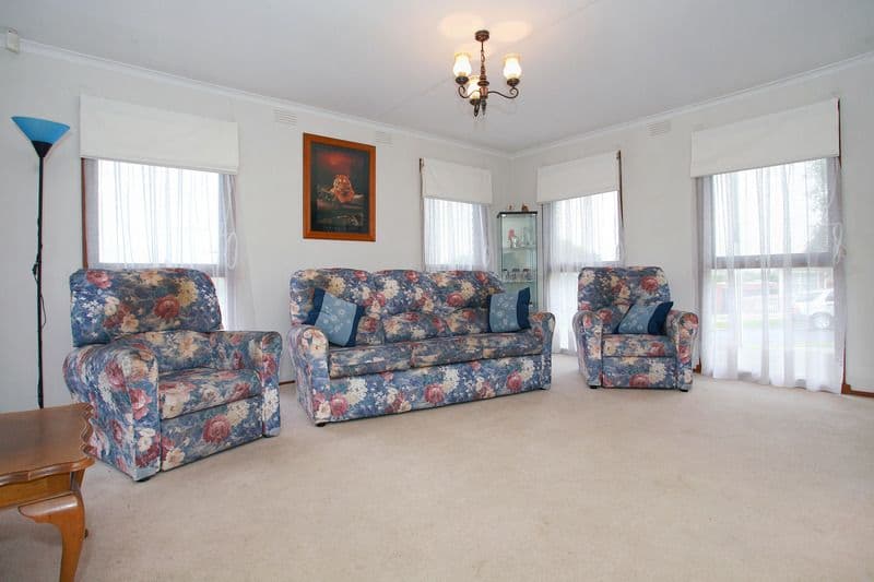 38 Sheoak Street, DOVETON VIC 3177, Doveton - Thumbnail 3