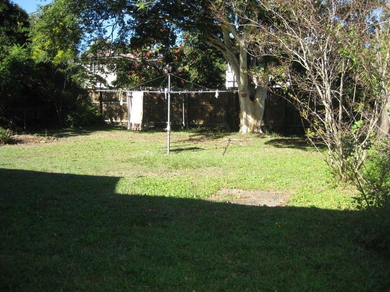 75 Eleventh Avenue, KEDRON QLD 4031, Kedron - Thumbnail 4