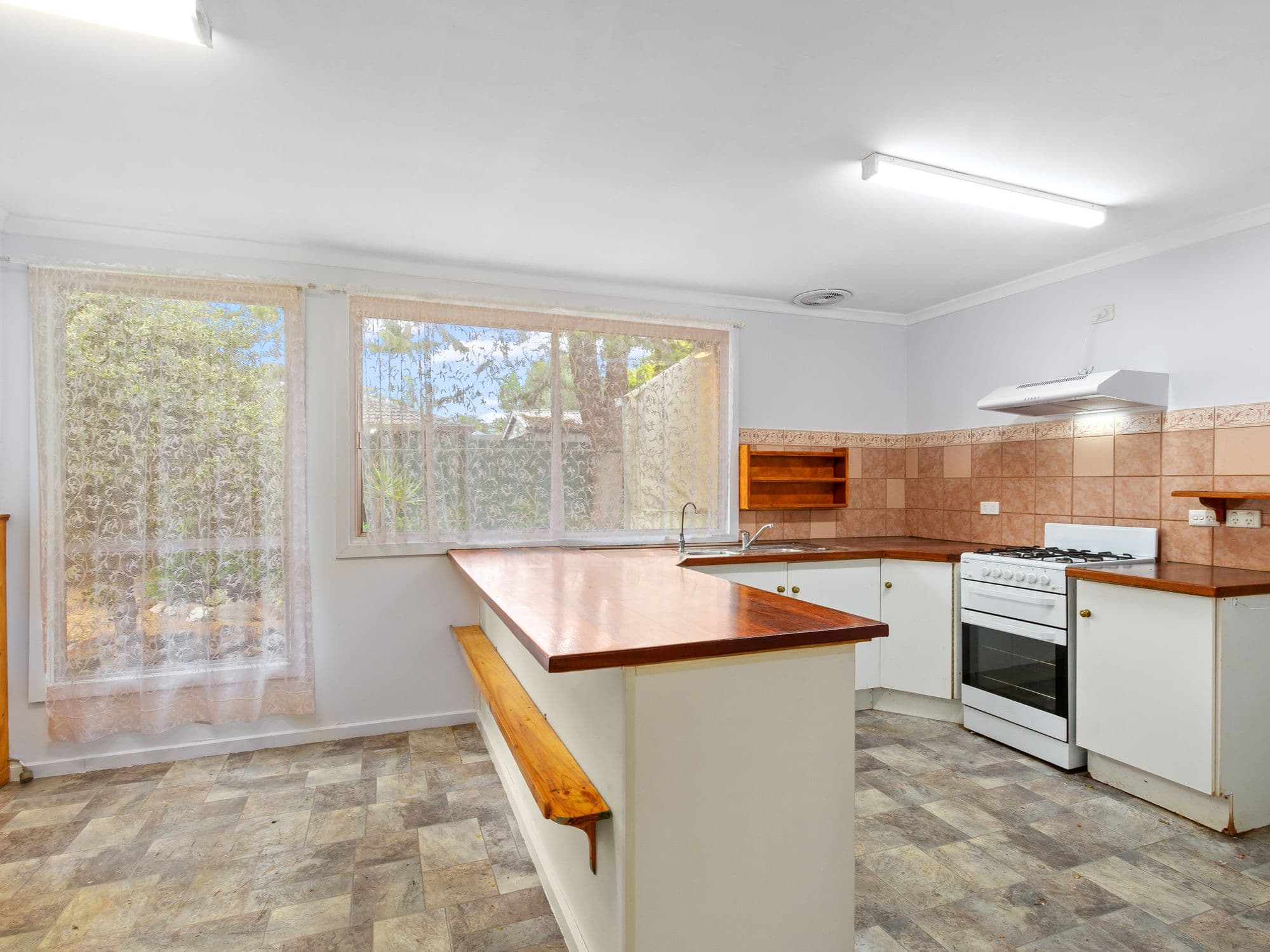 79 Lyndoch Road, Gawler East SA 5118, Gawler East - Thumbnail 3