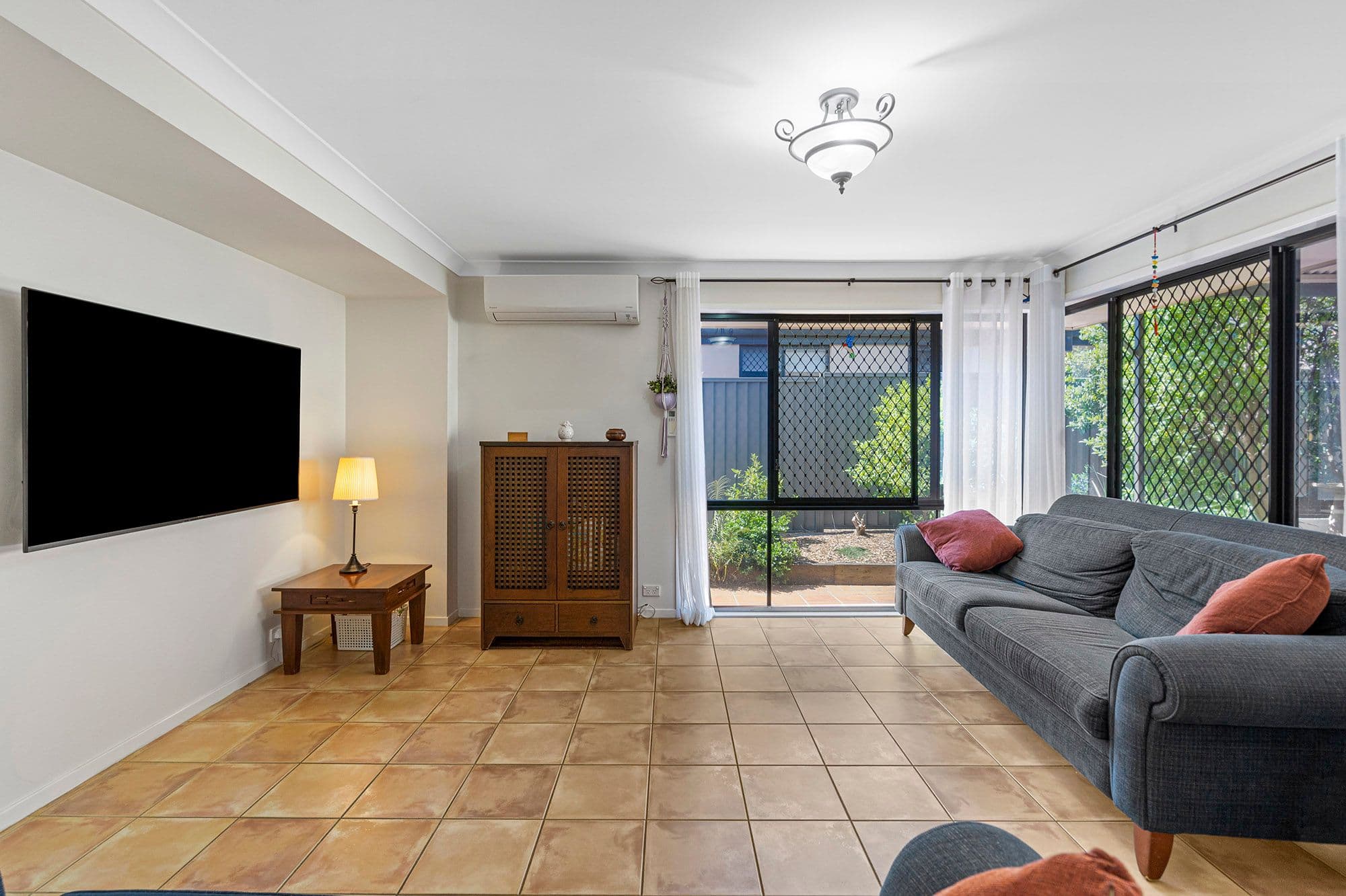 20 Pinedale Crescent, Parkinson QLD 4115, Parkinson - Thumbnail 3