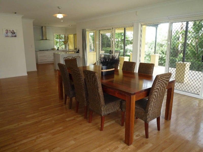8 O'Brien Court, ARUNDEL QLD 4214, Arundel - Thumbnail 7