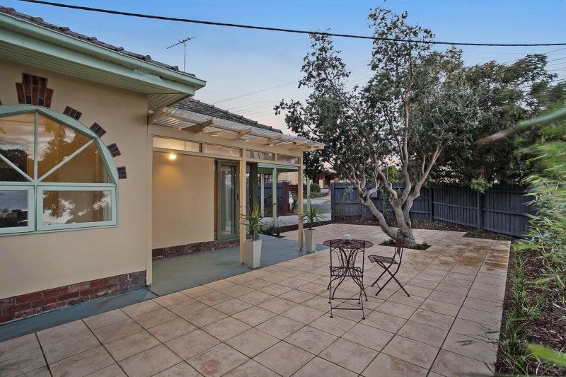 1 Ashmore Avenue, MORDIALLOC VIC 3195, Mordialloc - Thumbnail 7