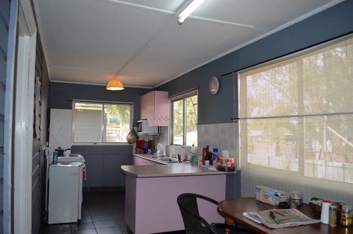 84 Orange Street, Condobolin - Thumbnail 3