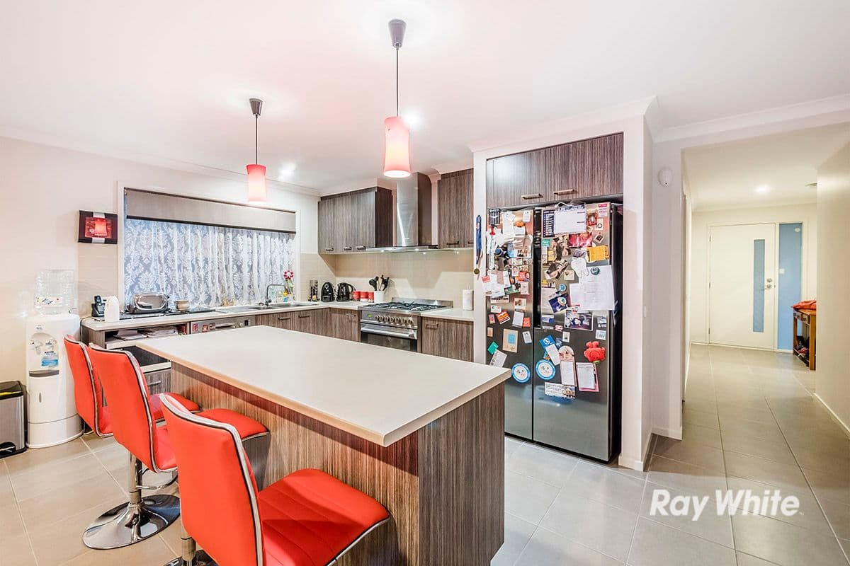 74 Glenelg Street, Clyde North VIC 3978, Clyde North - Thumbnail 5