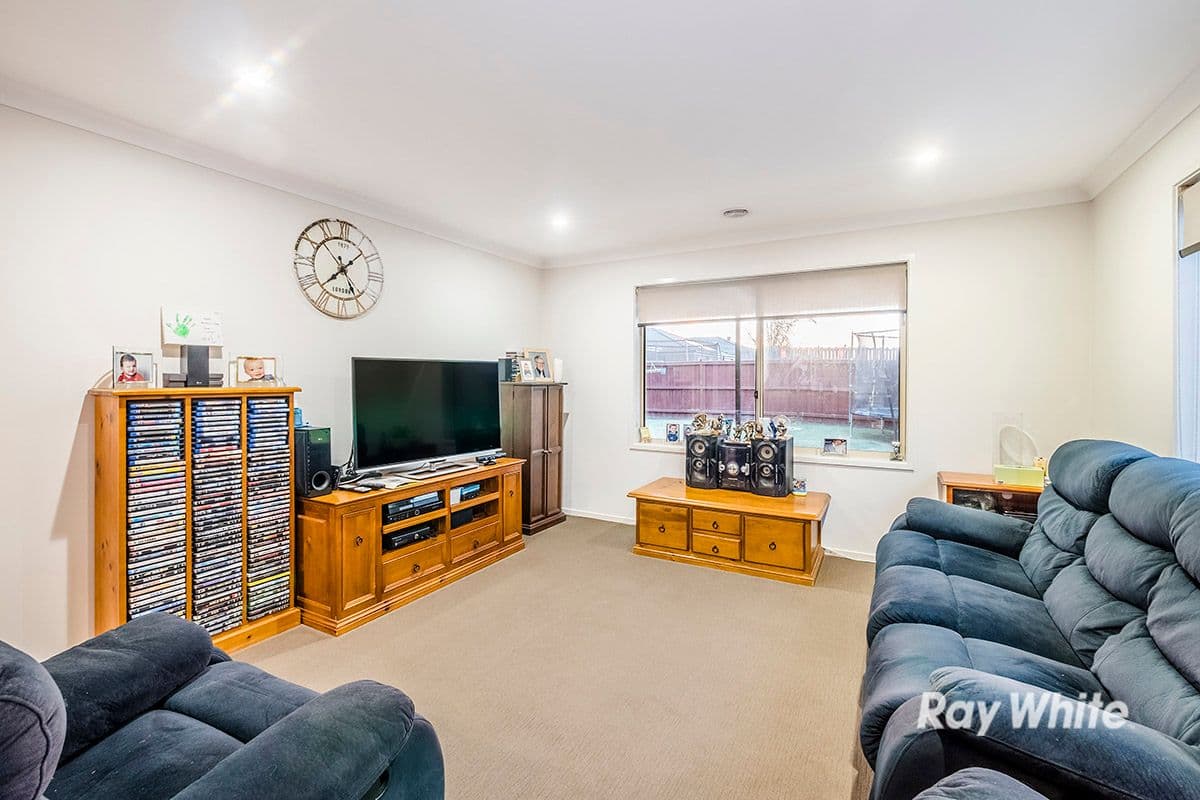 74 Glenelg Street, Clyde North VIC 3978, Clyde North - Thumbnail 7