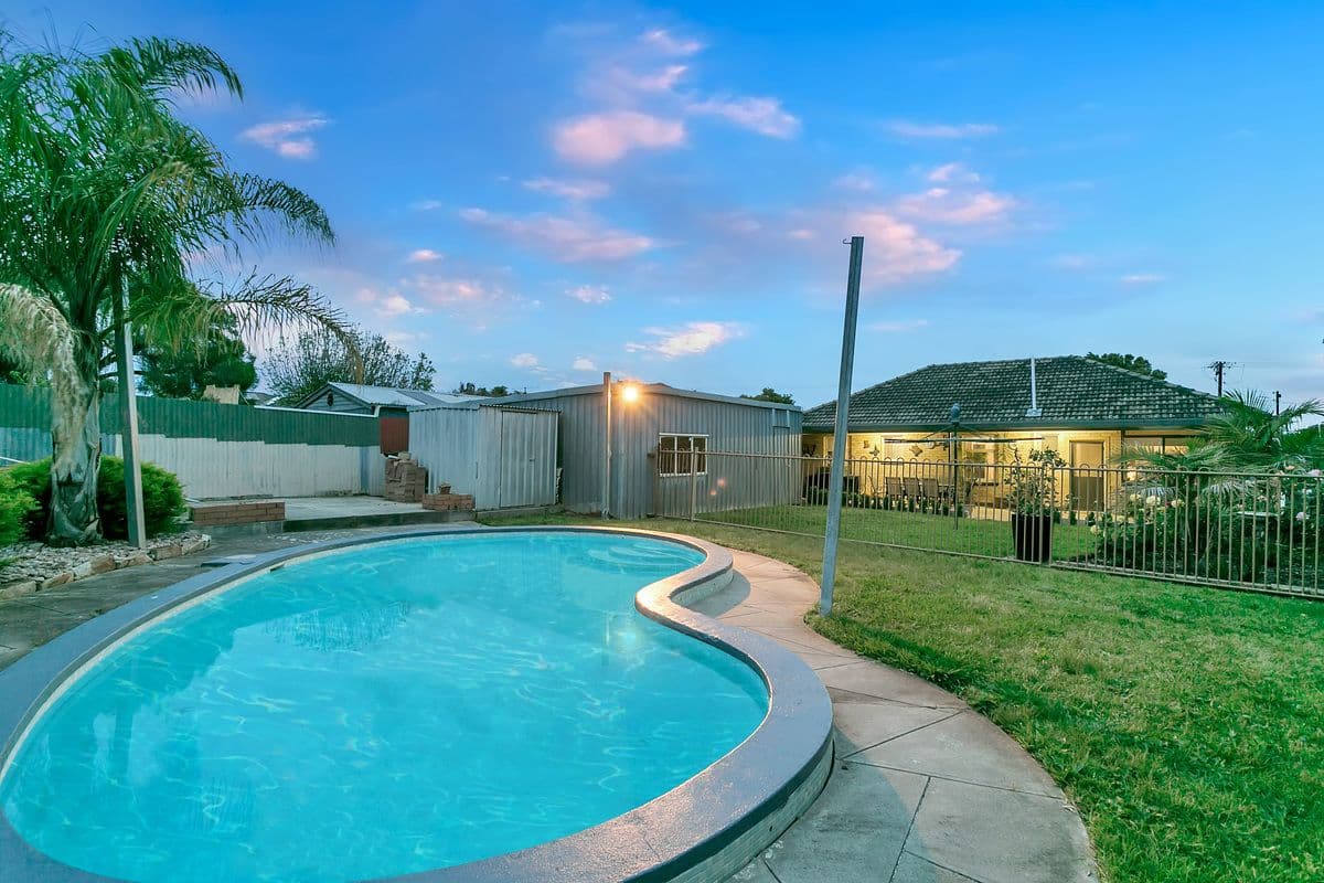 31 Southern Terrace, Holden Hill SA 5088, Holden Hill - Thumbnail 2